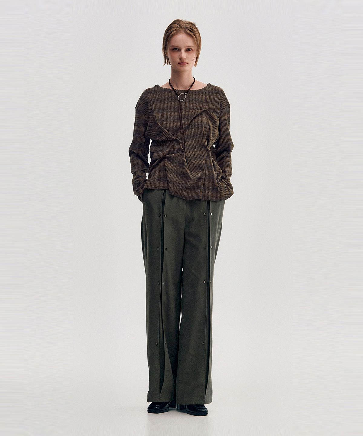 킴지수(KIMZISU) DOZI - Raw Edge Pinched Pullover _ BROWN