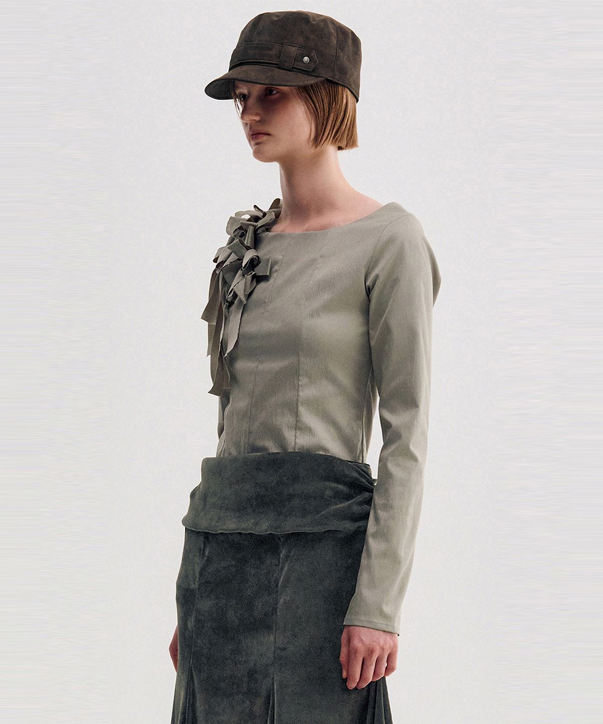 킴지수(KIMZISU) Suede-Touch Belted Military Cap _ BROWN