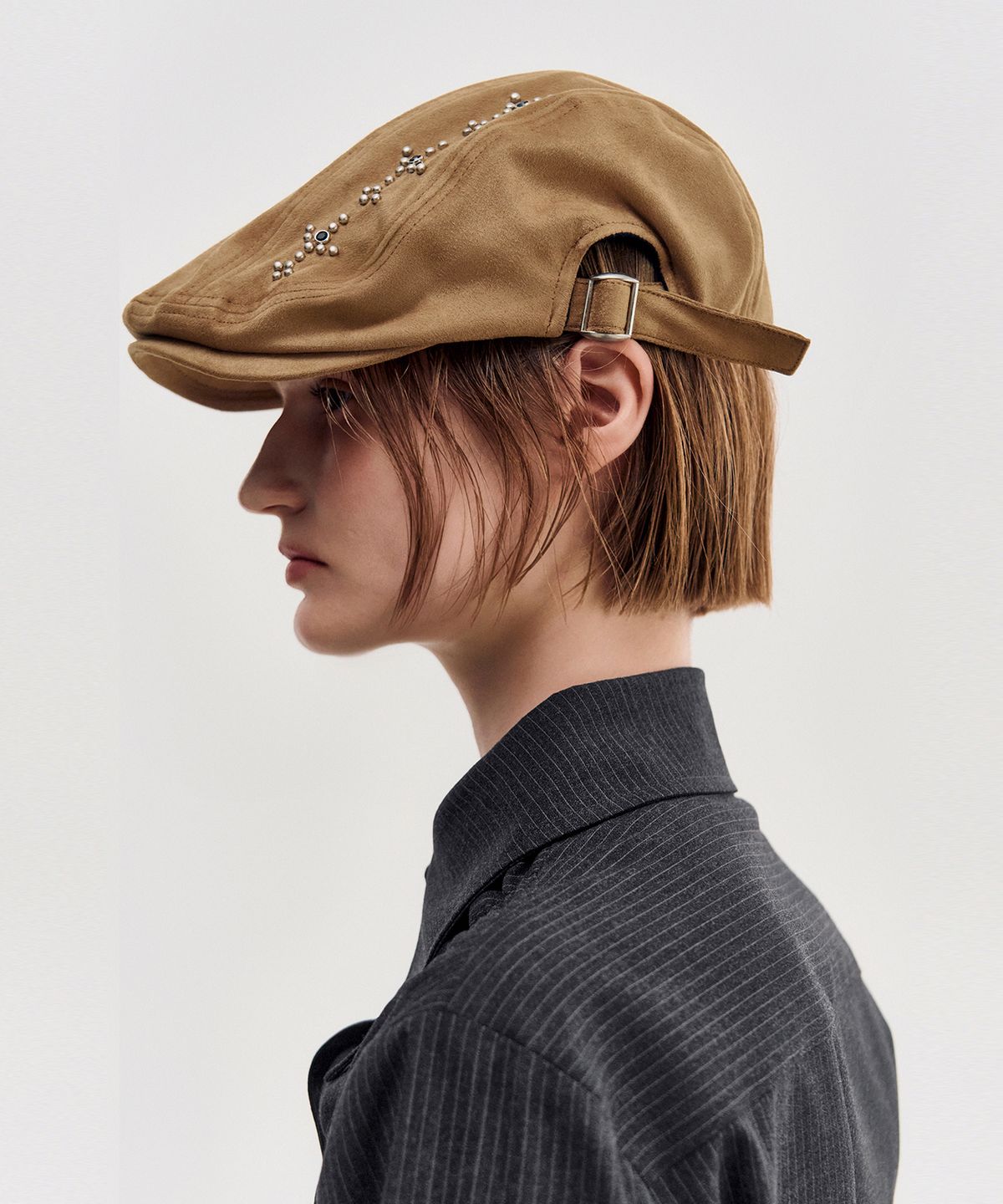 킴지수(KIMZISU) Studded Suede Hunting Cap _ BEIGE