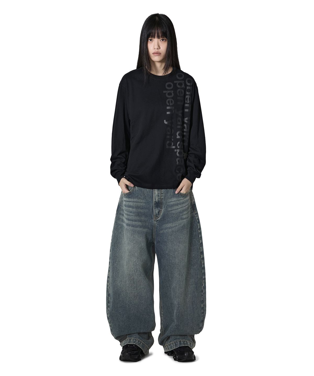 오픈야드(오와이)(OPENYARD(OY)) BOLD PATCH L/S TEE - BLACK