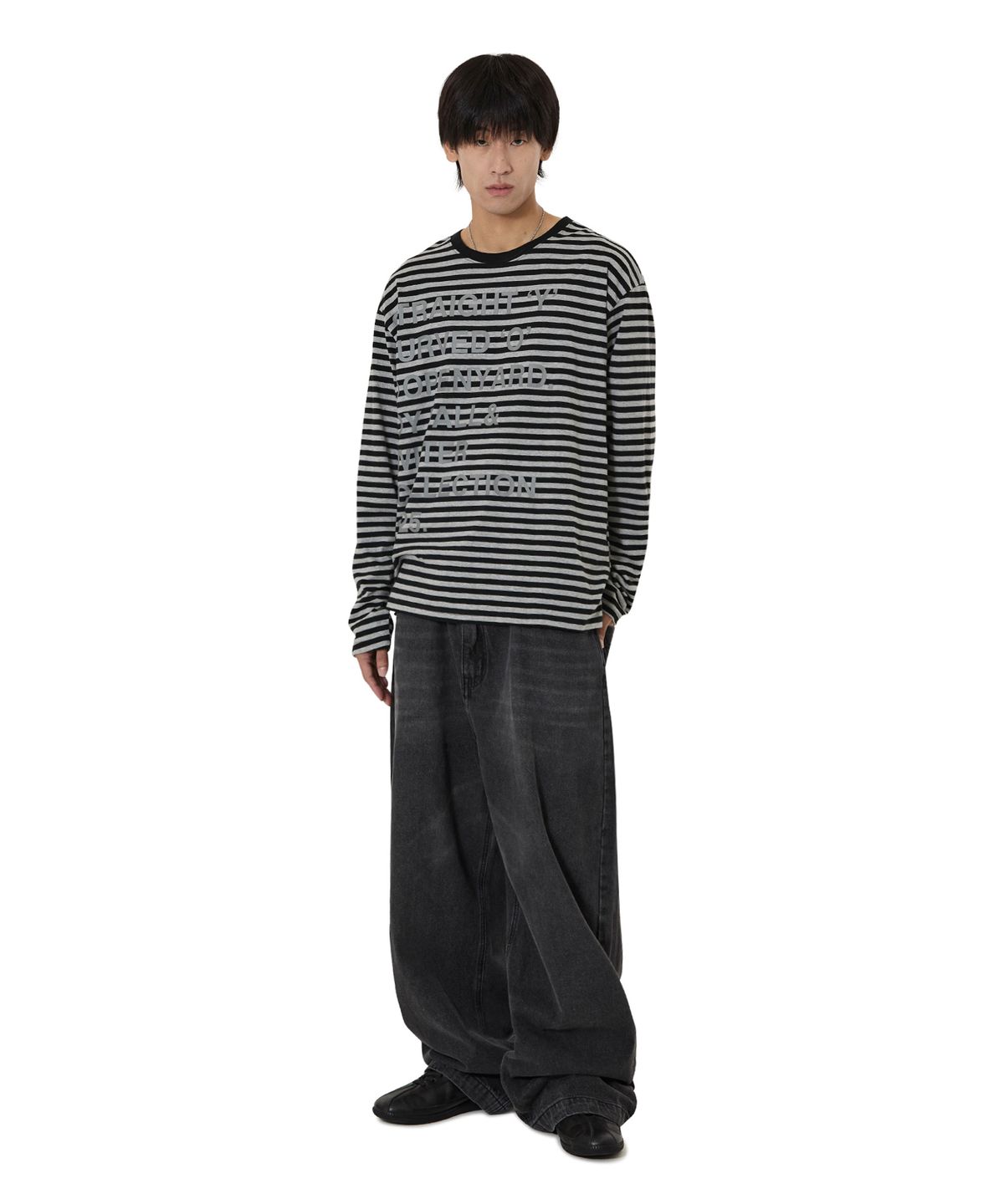오픈야드(오와이)(OPENYARD(OY)) STRIPE BOLD LETTER L/S TEE - BLACK