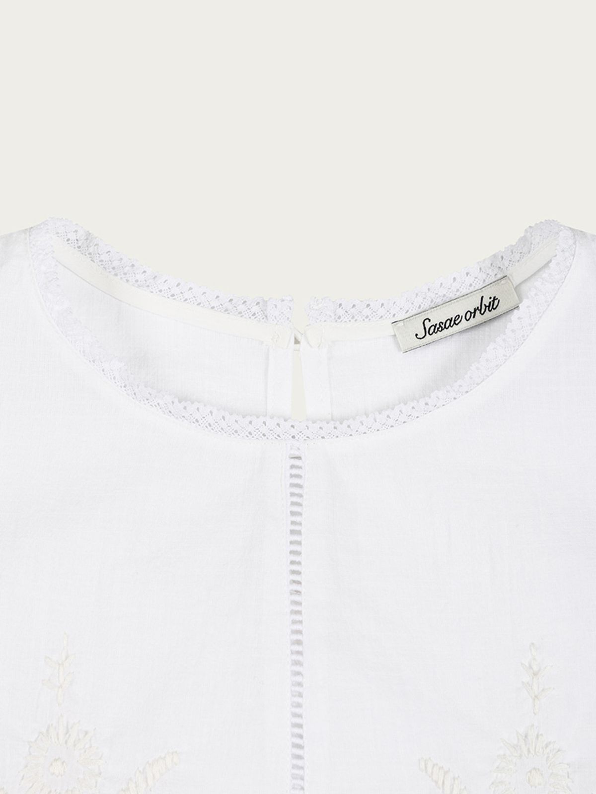 사사에오르빗(SASAEORBIT) Cecil Blouse White