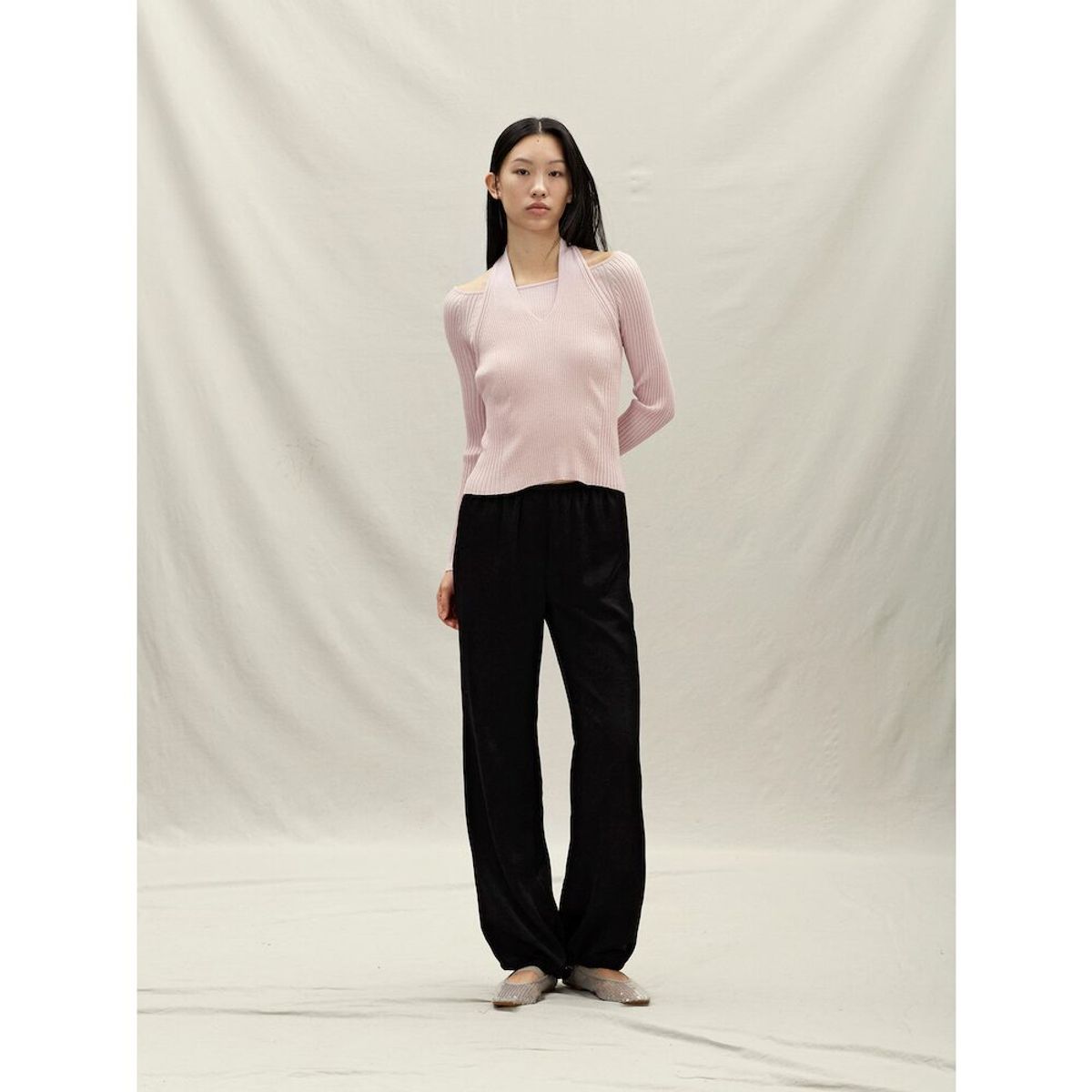 앙개(ANGGAE) Velvet Satin Dancer Pants  Black