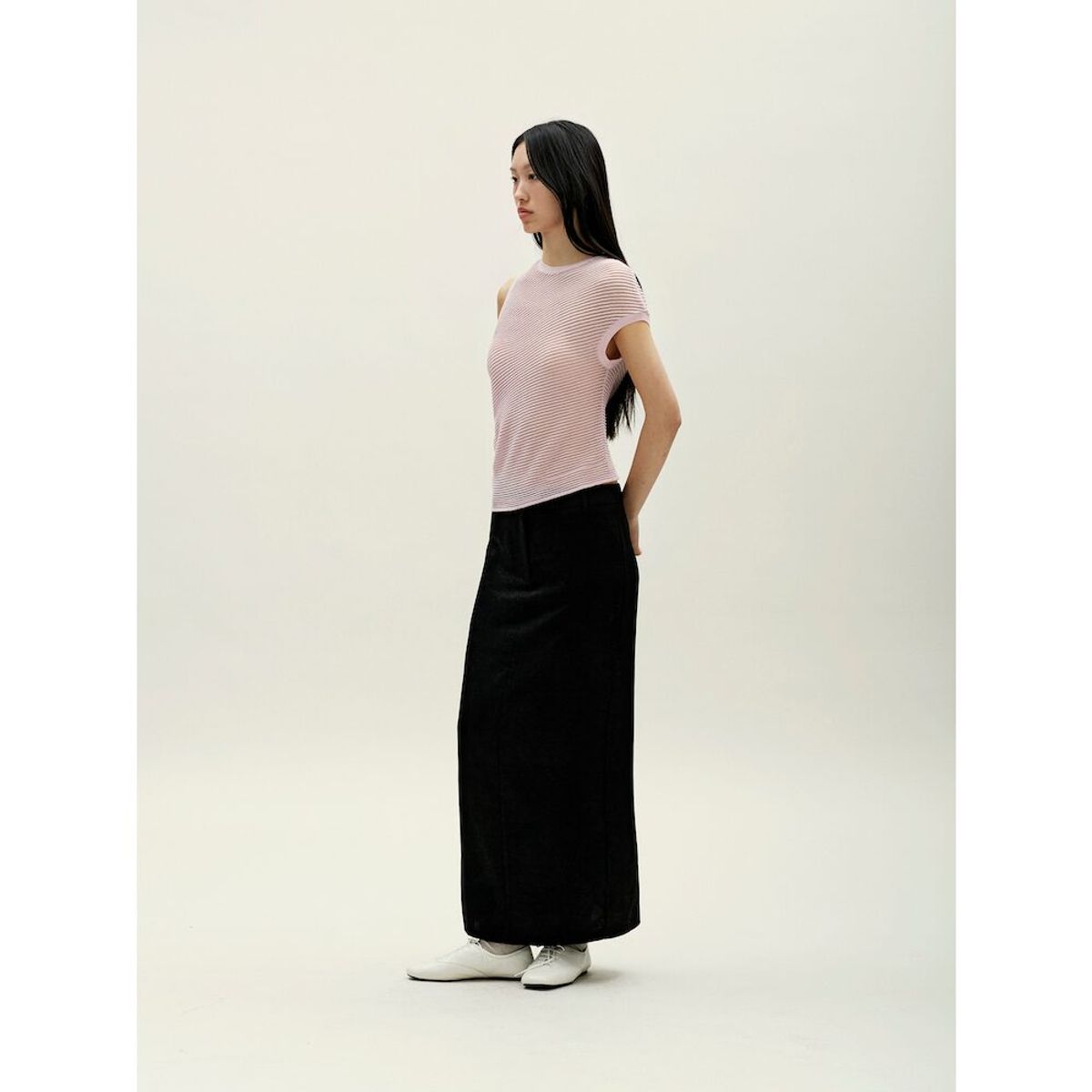앙개(ANGGAE) Velvet Satin Long Skirt  Black