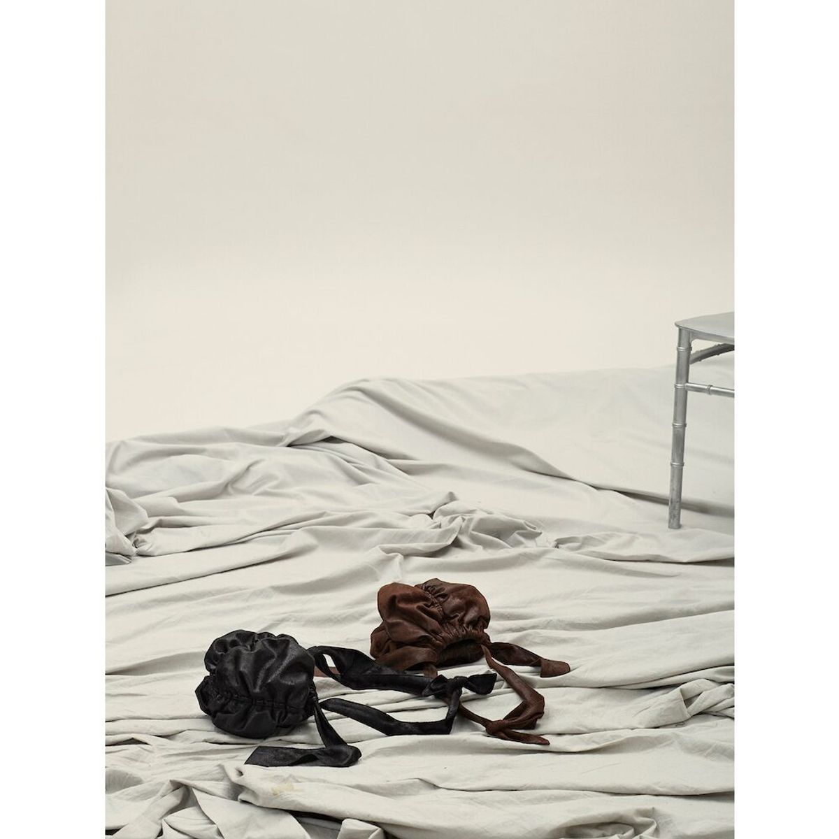 앙개(ANGGAE) Mini Ball Bag  Brown