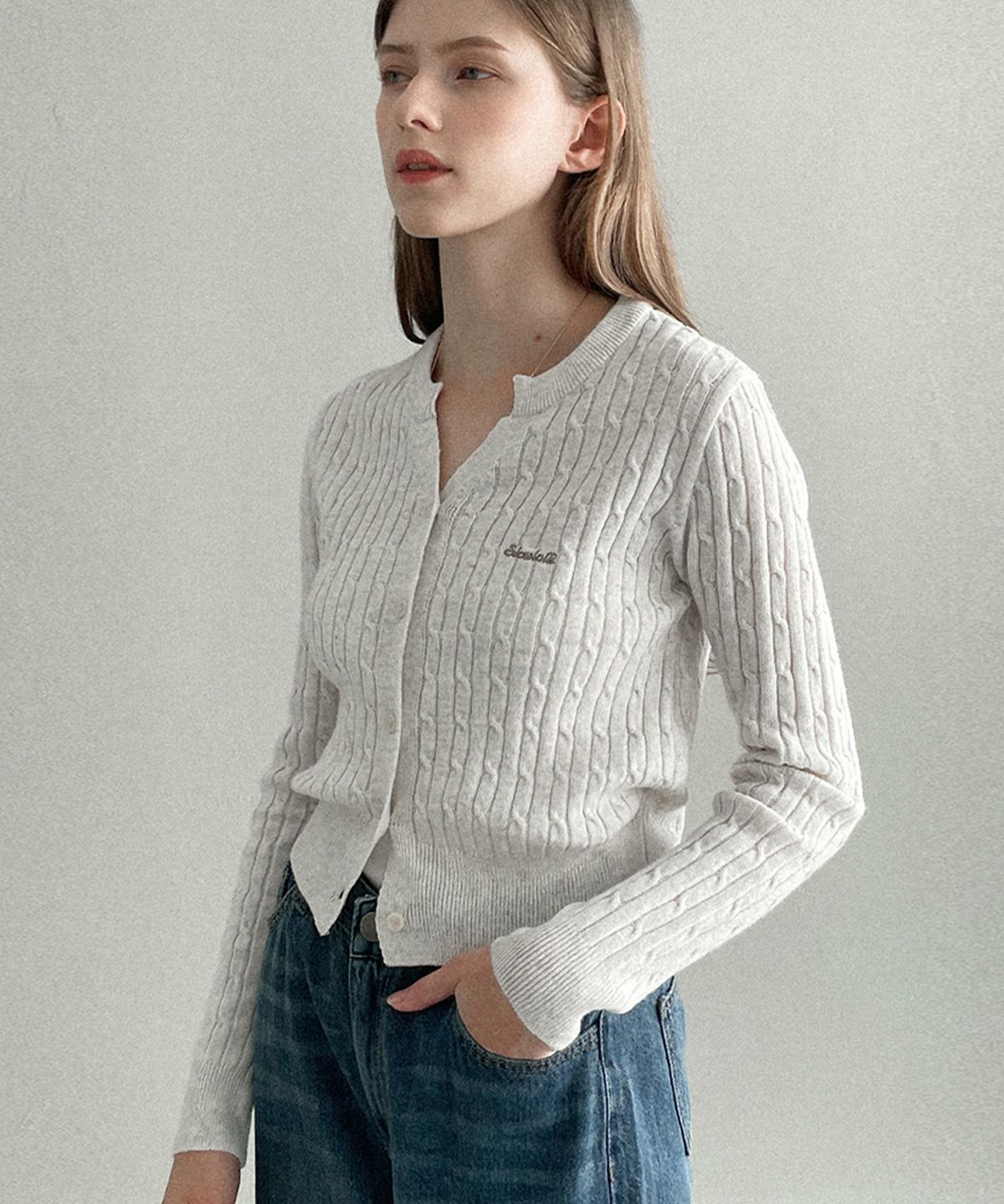 슬로우롤리(SLOWLOLLI) Wool Y-neck knit cardigan