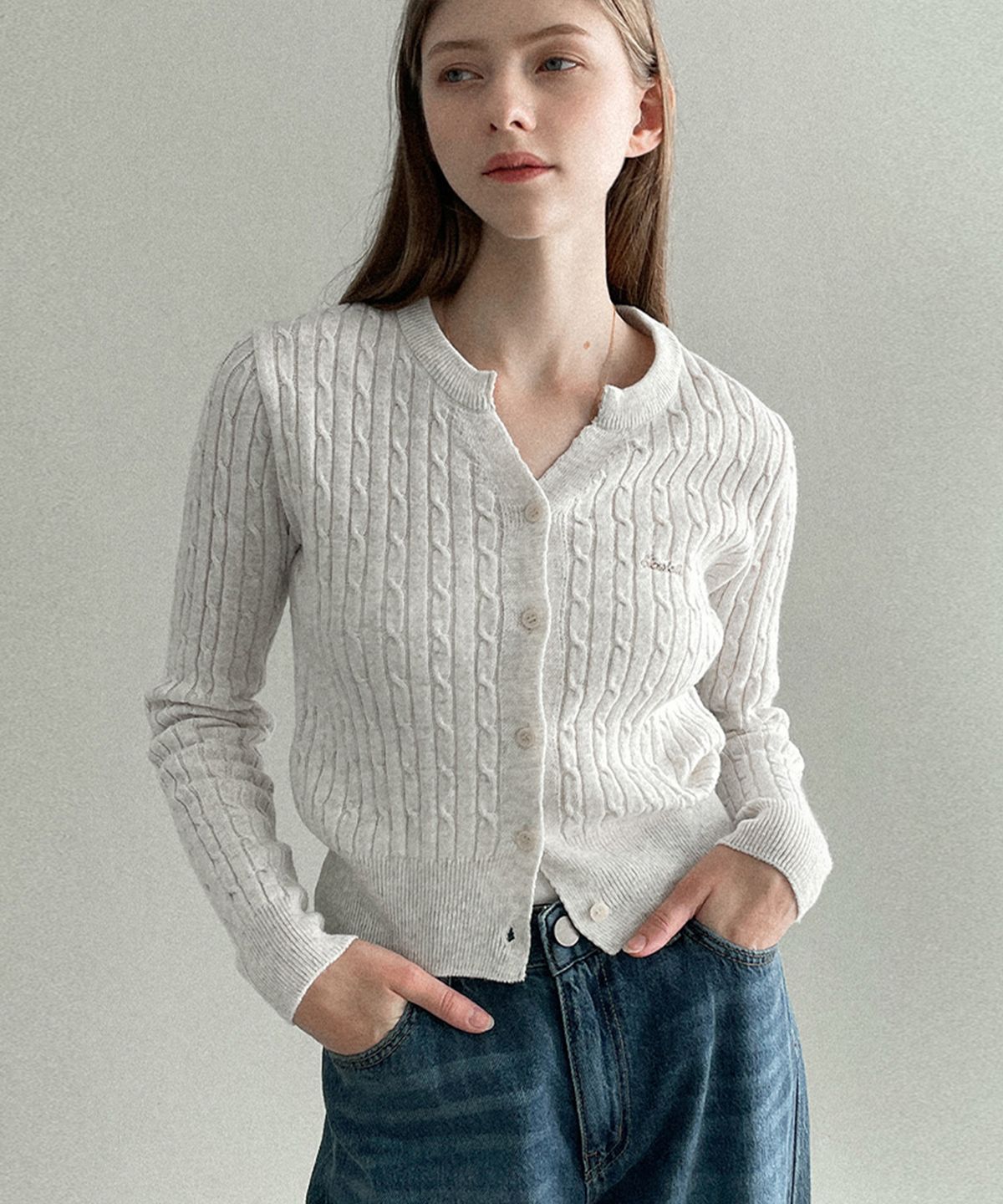 슬로우롤리(SLOWLOLLI) Wool Y-neck knit cardigan