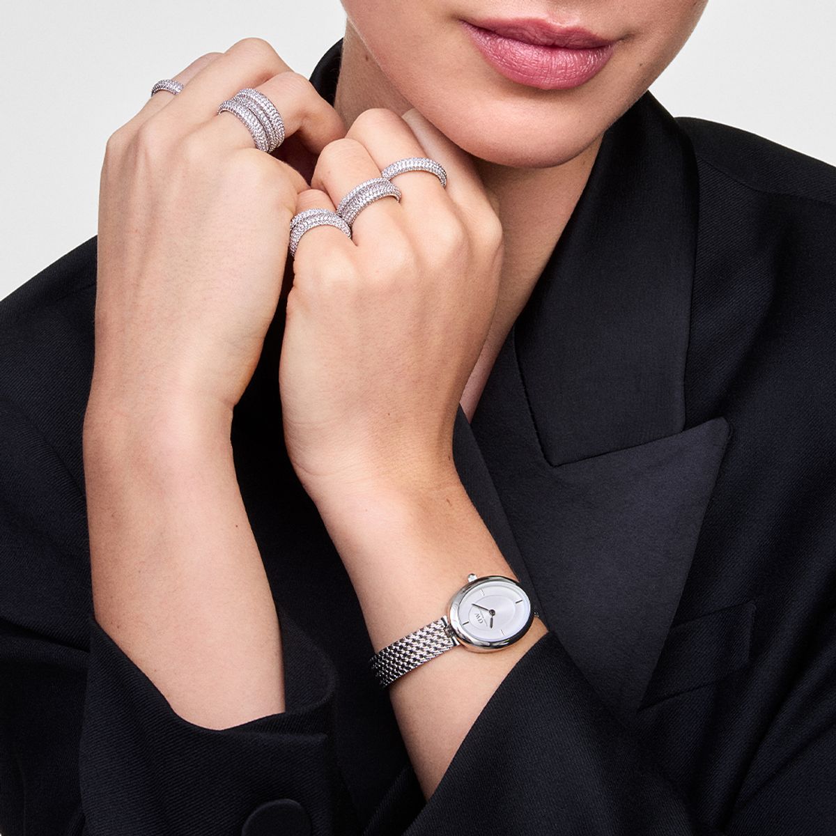 다니엘 웰링턴(DANIEL WELLINGTON) PAVE RING 5MM 크리스탈 큐빅 파베 포인트 레이어드 여성 패션반지