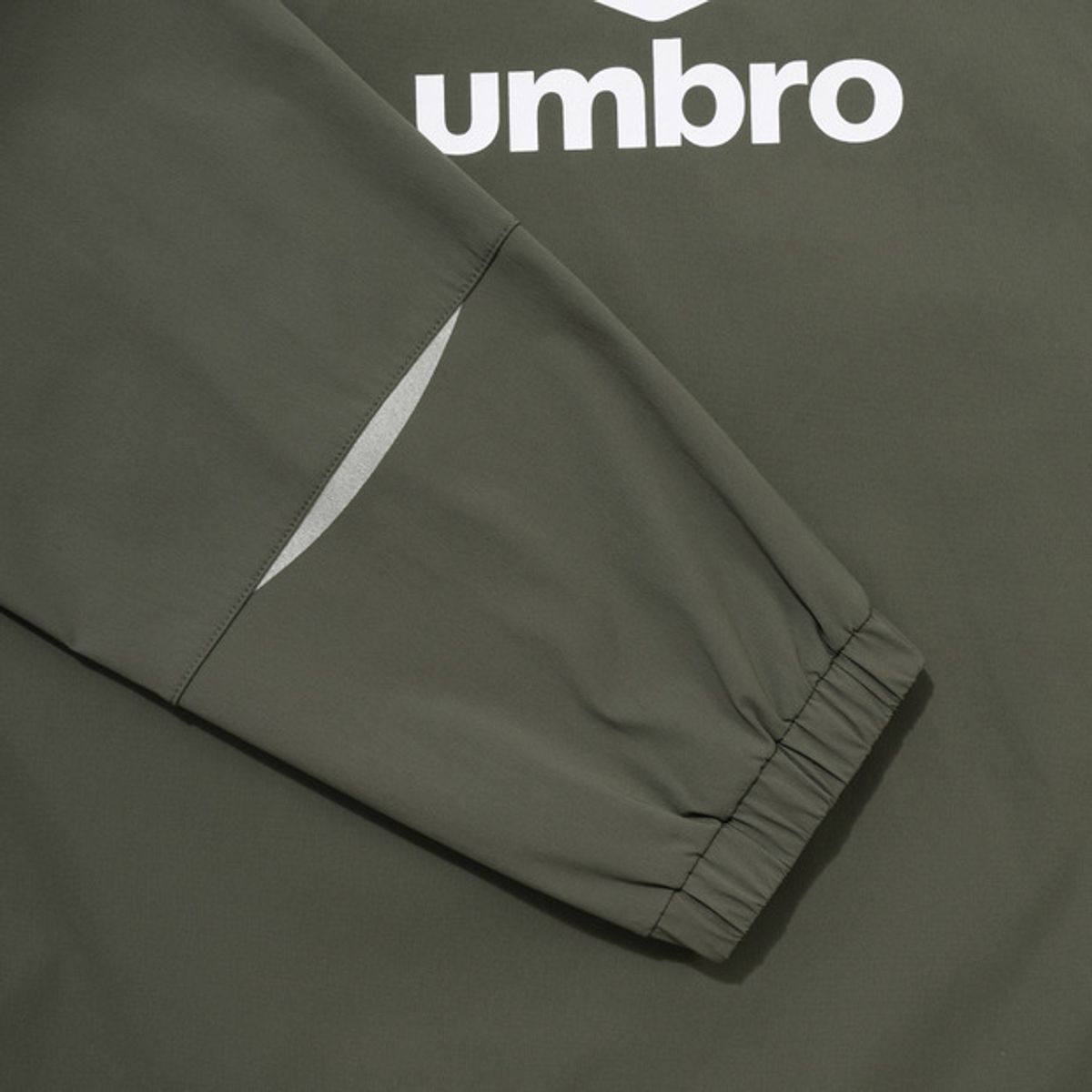 엄브로(UMBRO) 액티브 올라운드 스트레치 피스테 카키(UQ321SWT91)