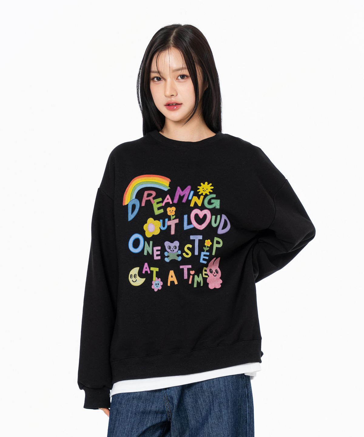 모즈모즈(MOZMOZ) 드리밍아웃 그래픽 오버핏 맨투맨 블랙