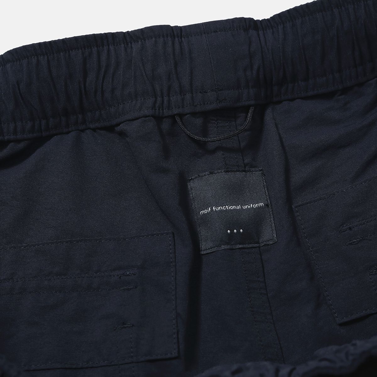 모이프(MOIF) [AW25] OVER SUPPLY PANTS / NAVY