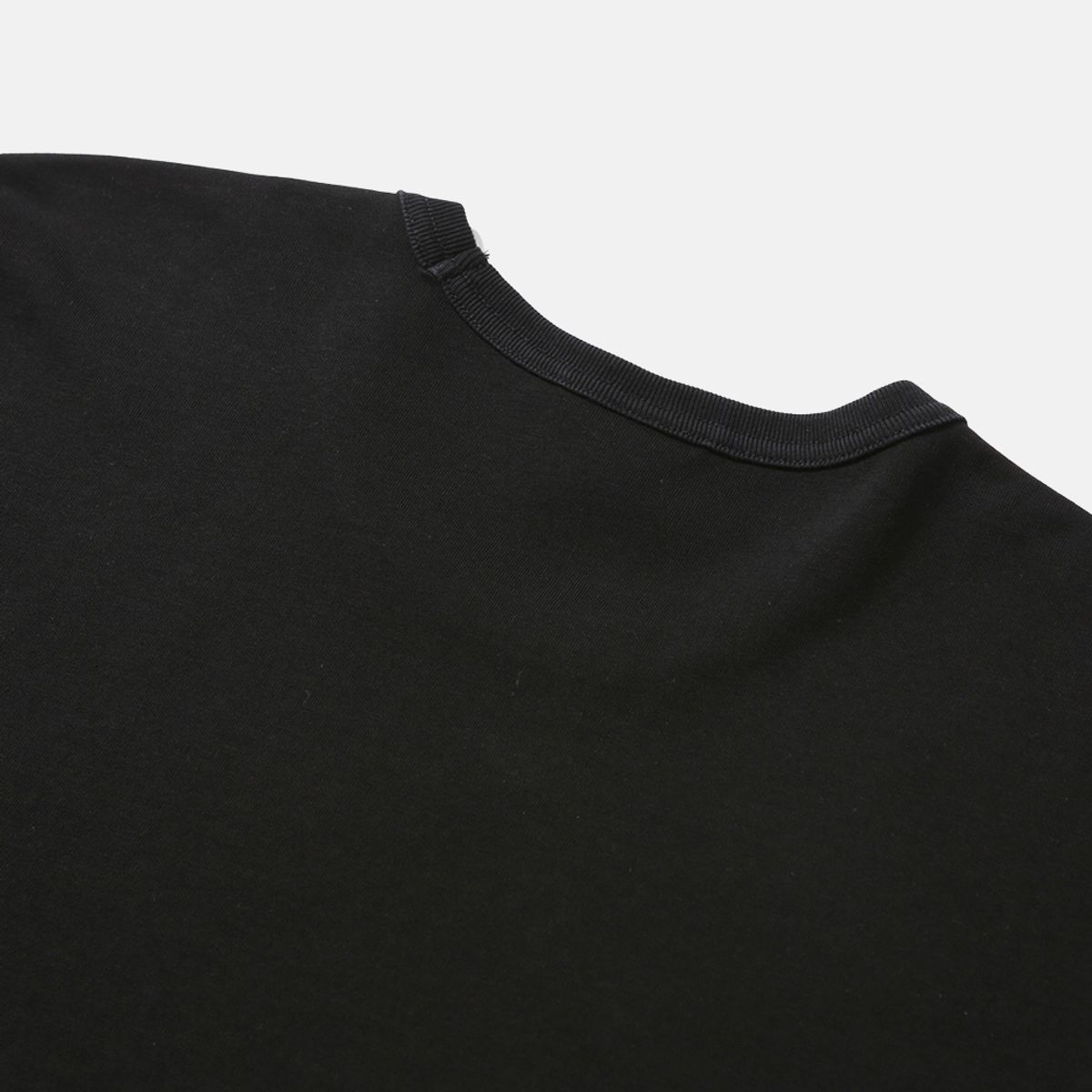 모이프(MOIF) [AW25] 404 GNF(F) L/S TEE / BLACK