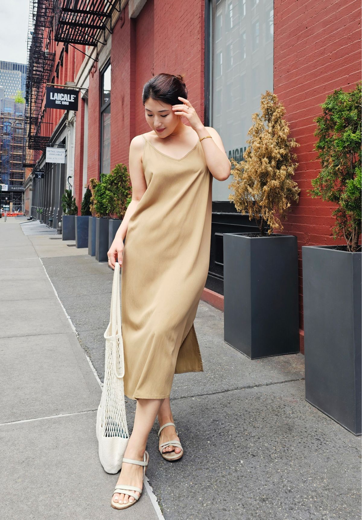 엘리초이(ELLY CHOI) MULBERRY SLIP DRESS [OLIVE]