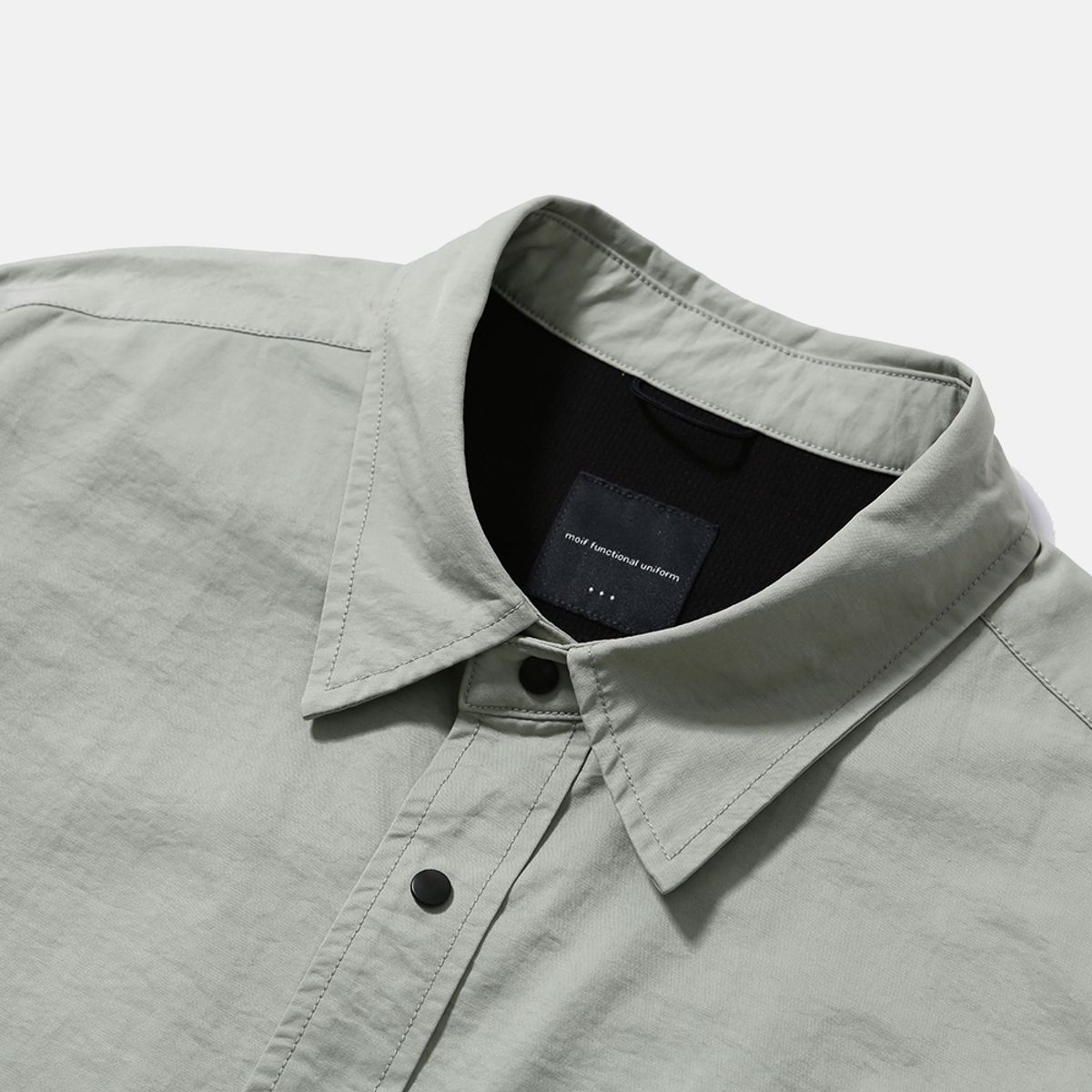 모이프(MOIF) [AW25] GEAR POCKET SHIRT / LIGHT TAUPE