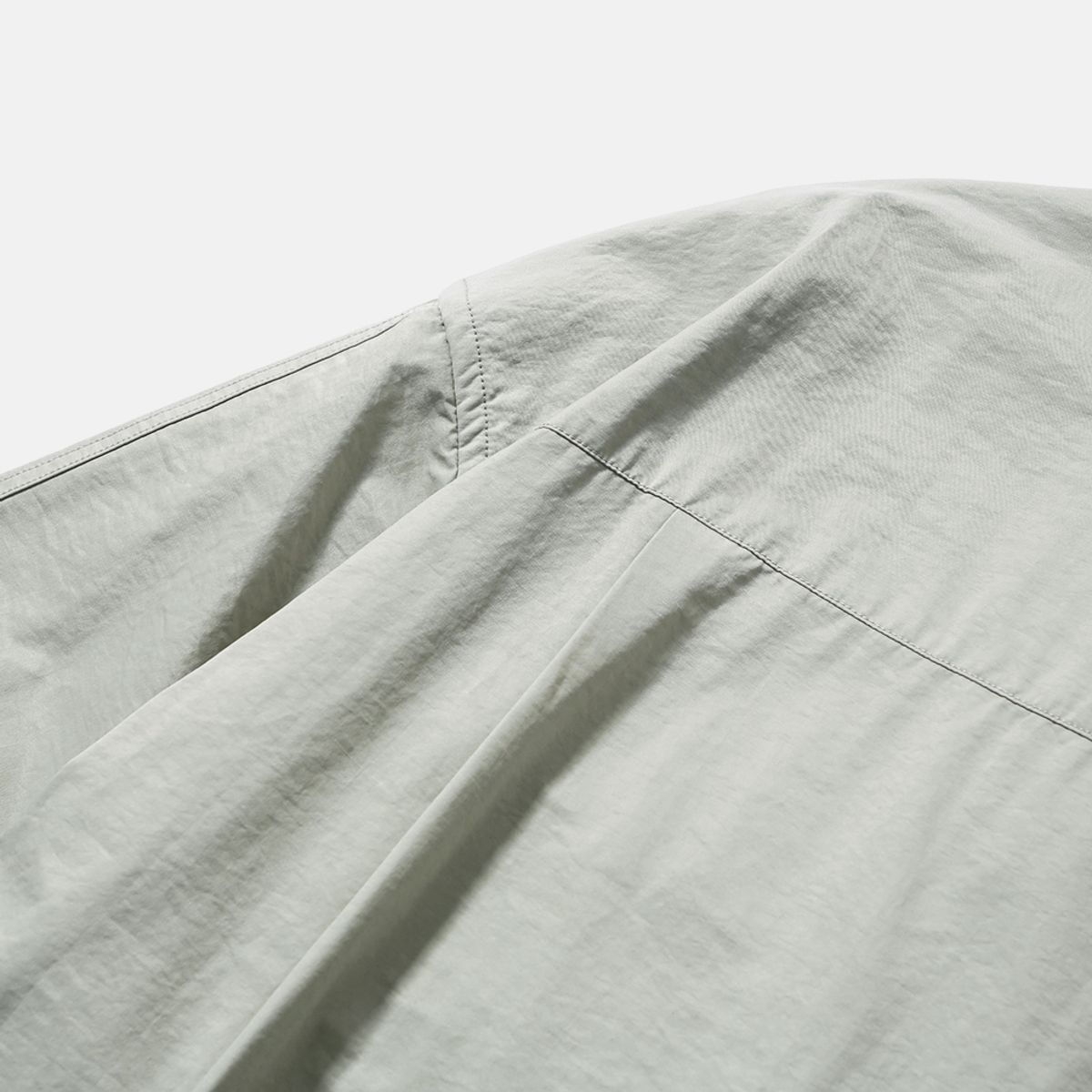 모이프(MOIF) [AW25] GEAR POCKET SHIRT / LIGHT TAUPE