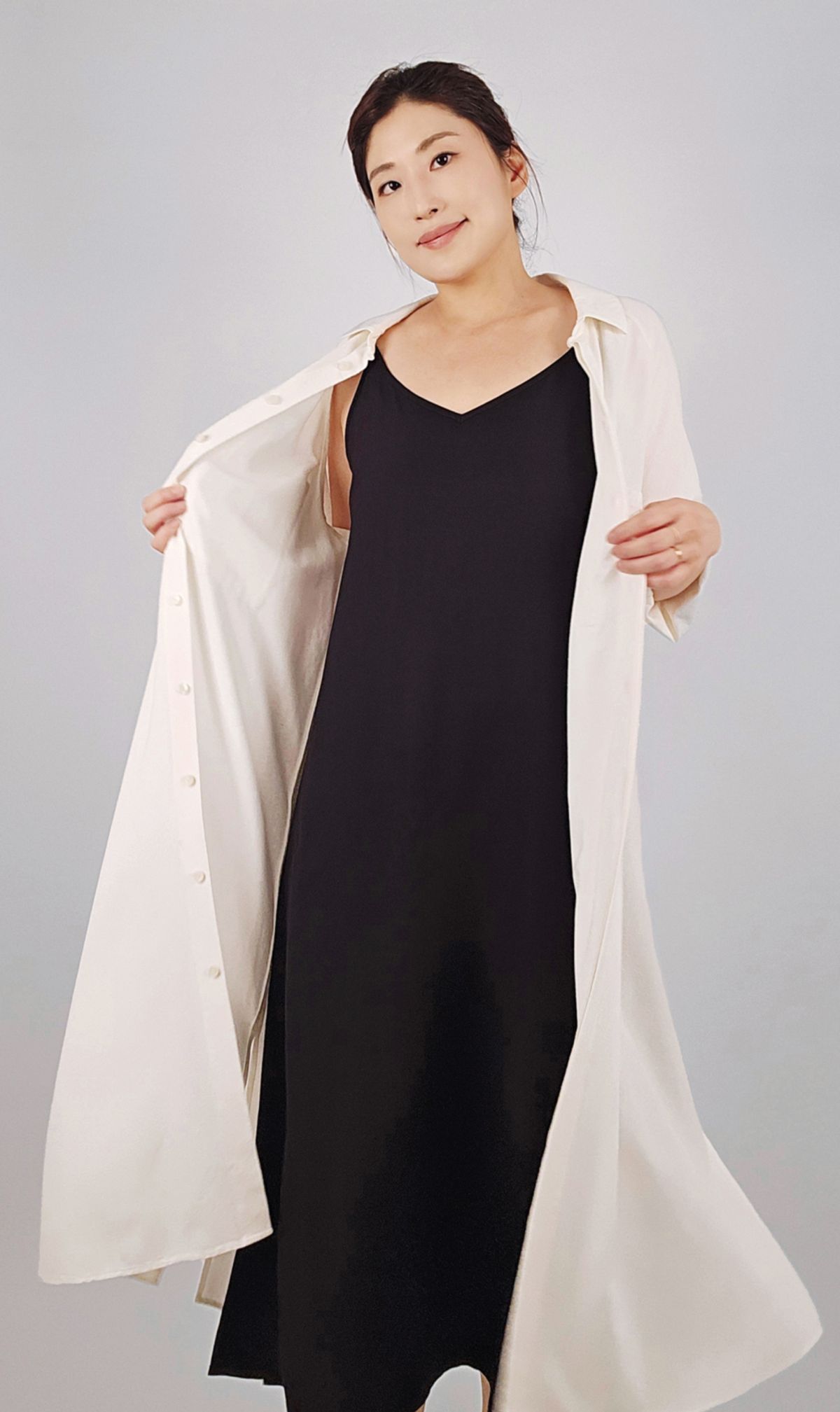 엘리초이(ELLY CHOI) MULBERRY SLIP DRESS [BLACK]