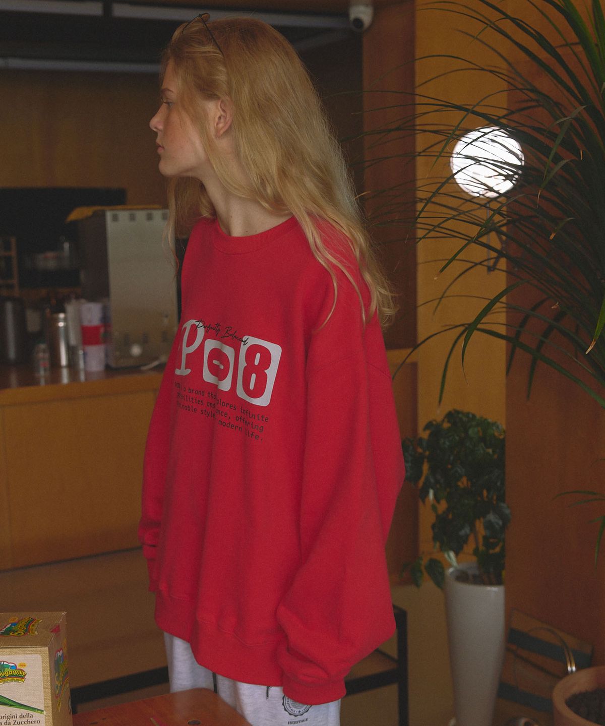 피오팔(PO8) 08 NARRATIVE SWEATSHIRT - RED