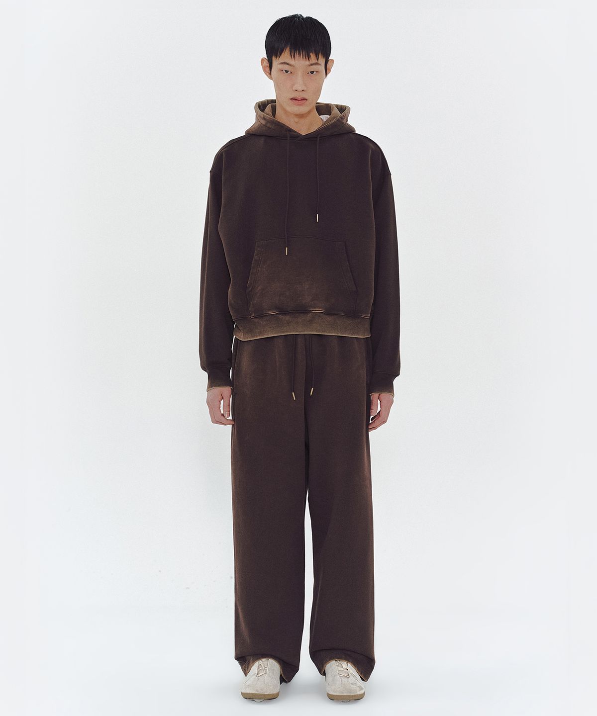 엠엠아이씨(MMIC) DUSK SWEATPANTS (BROWN)