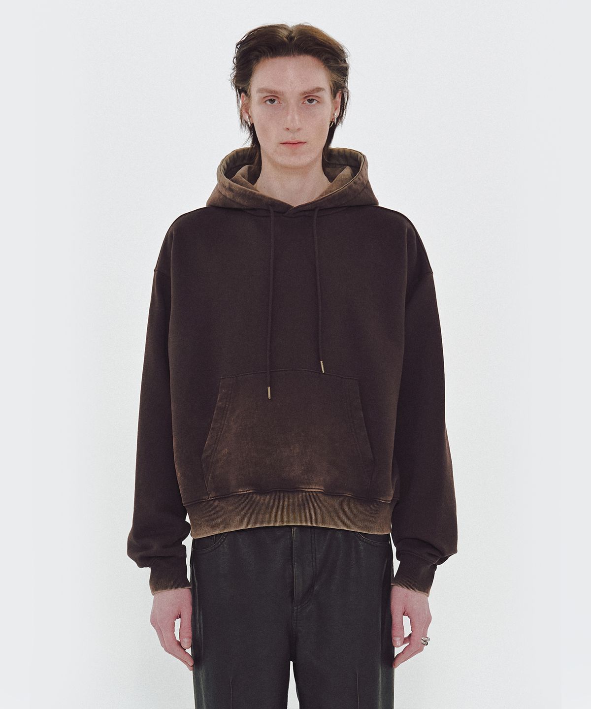 엠엠아이씨(MMIC) DUSK HOODIE (BROWN)