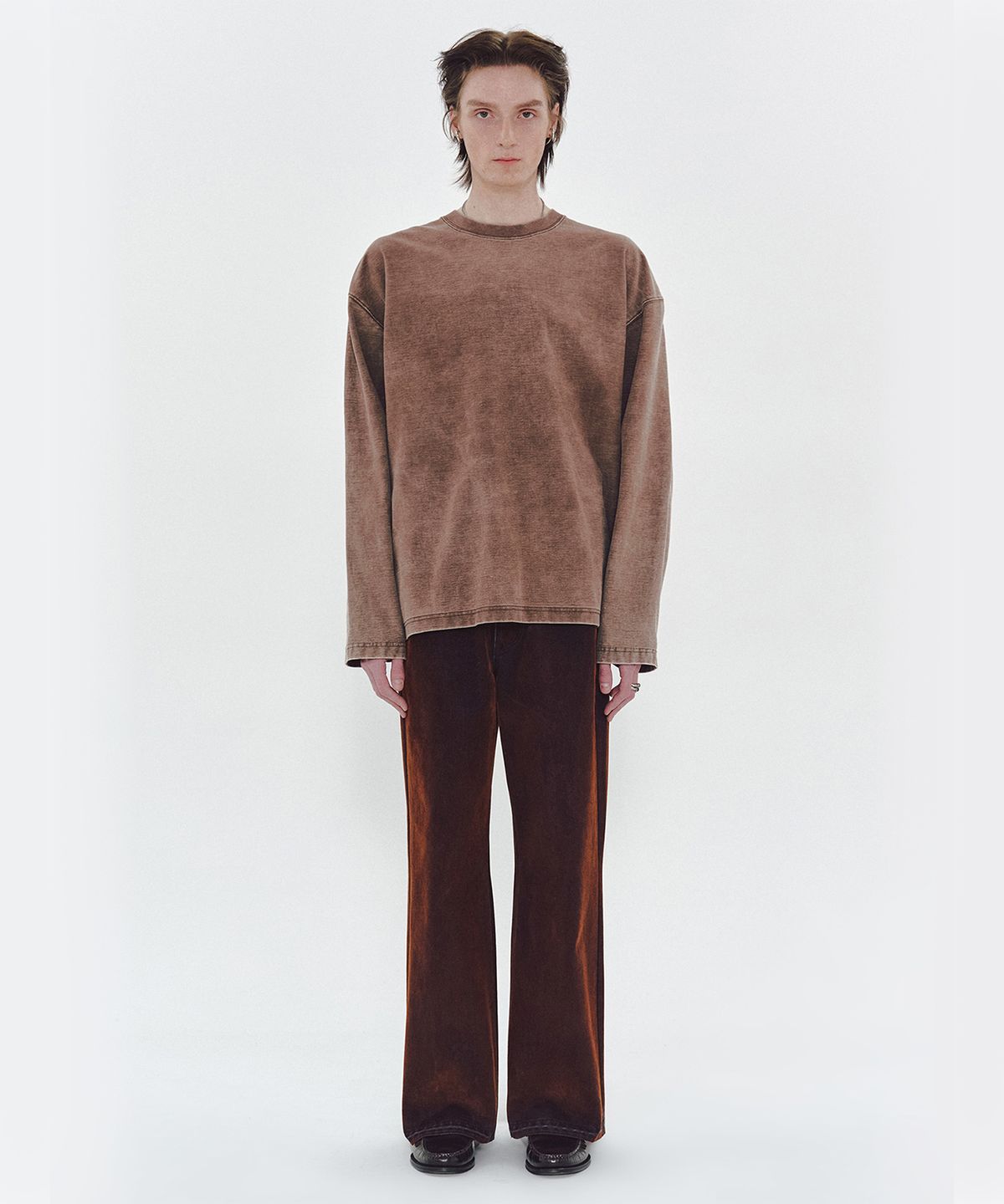 엠엠아이씨(MMIC) VEIL LONG SLEEVE (BROWN)