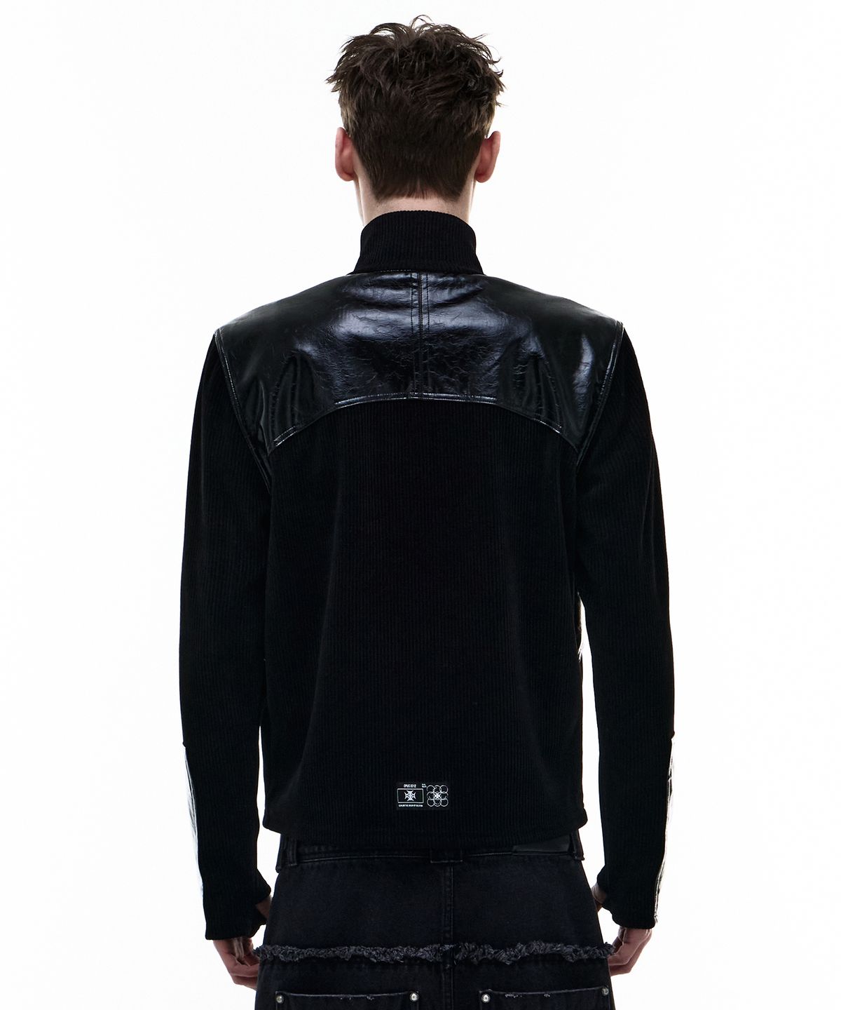 오퍼스 0012(OPUS 0012) Op. 03 COMBAT LEATHER PATCH KNIT-ZIP BLACK
