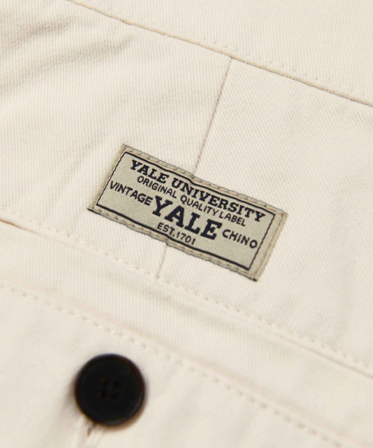 예일(YALE) 프리미엄 빈티지 코인 포켓 테이퍼드 치노팬츠_크림