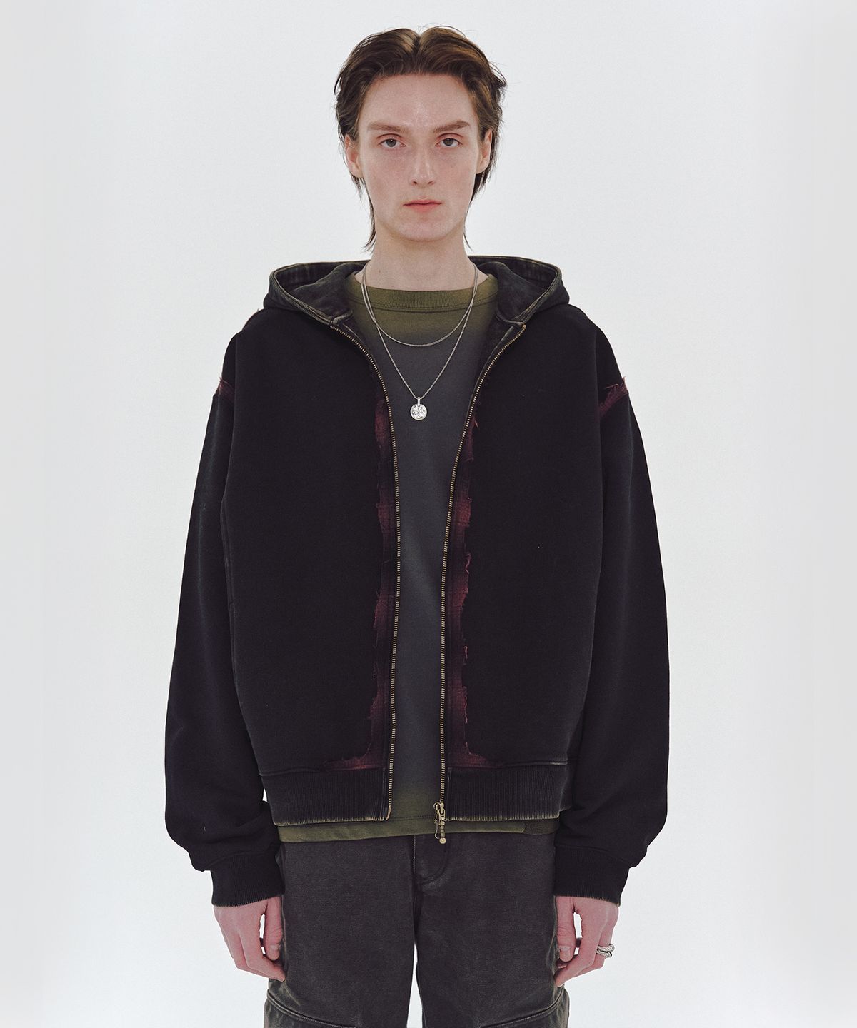엠엠아이씨(MMIC) GYPSY HOOD ZIP UP (BLACK)
