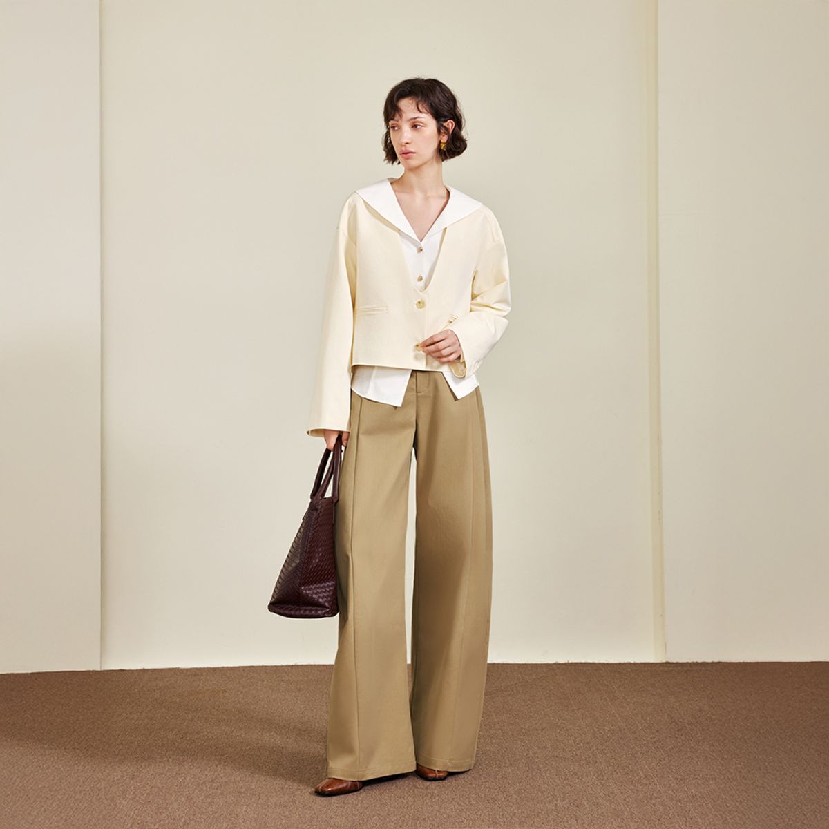 와이와이아이엠(YYIAM) YY_V-neck single-breasted jacket