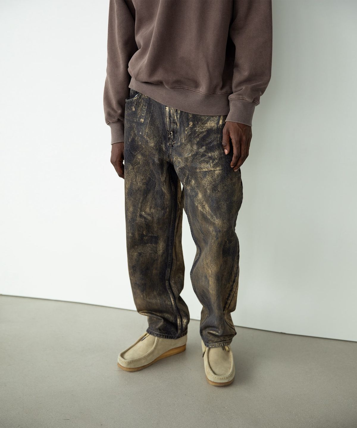 디스이즈네버댓(THISISNEVERTHAT) Metal Relaxed Jeans Gold