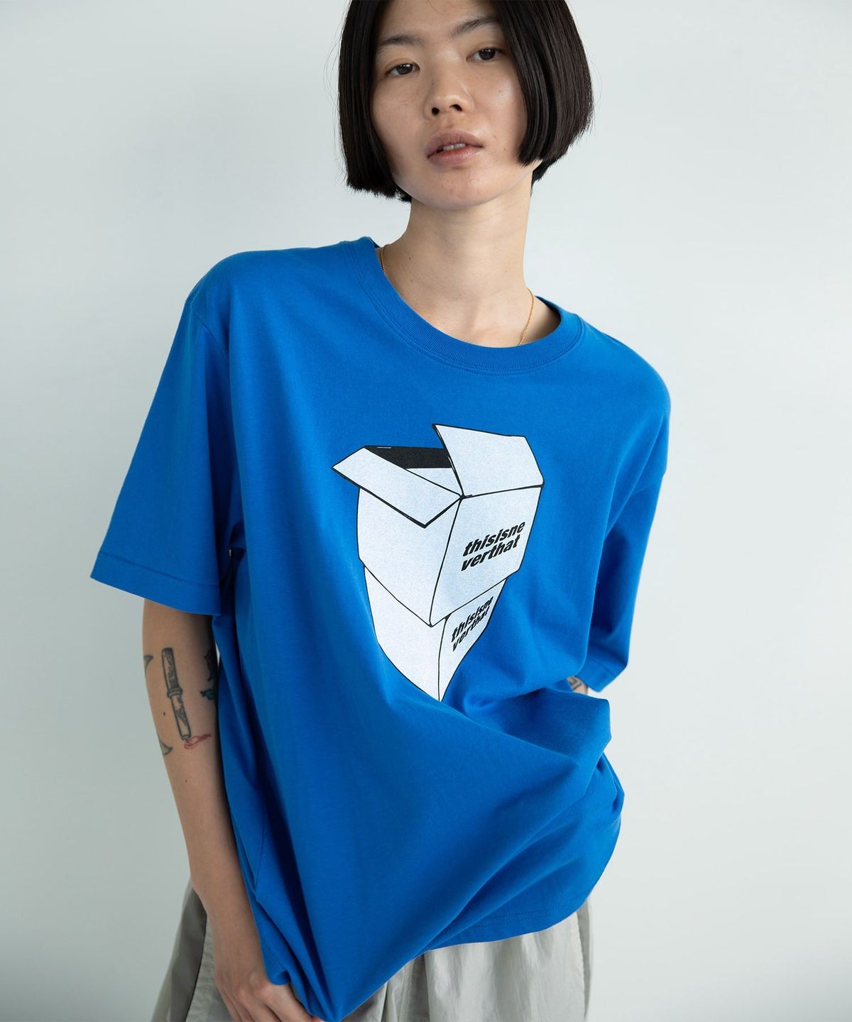 디스이즈네버댓(THISISNEVERTHAT) 2 Parcels Tee Blue