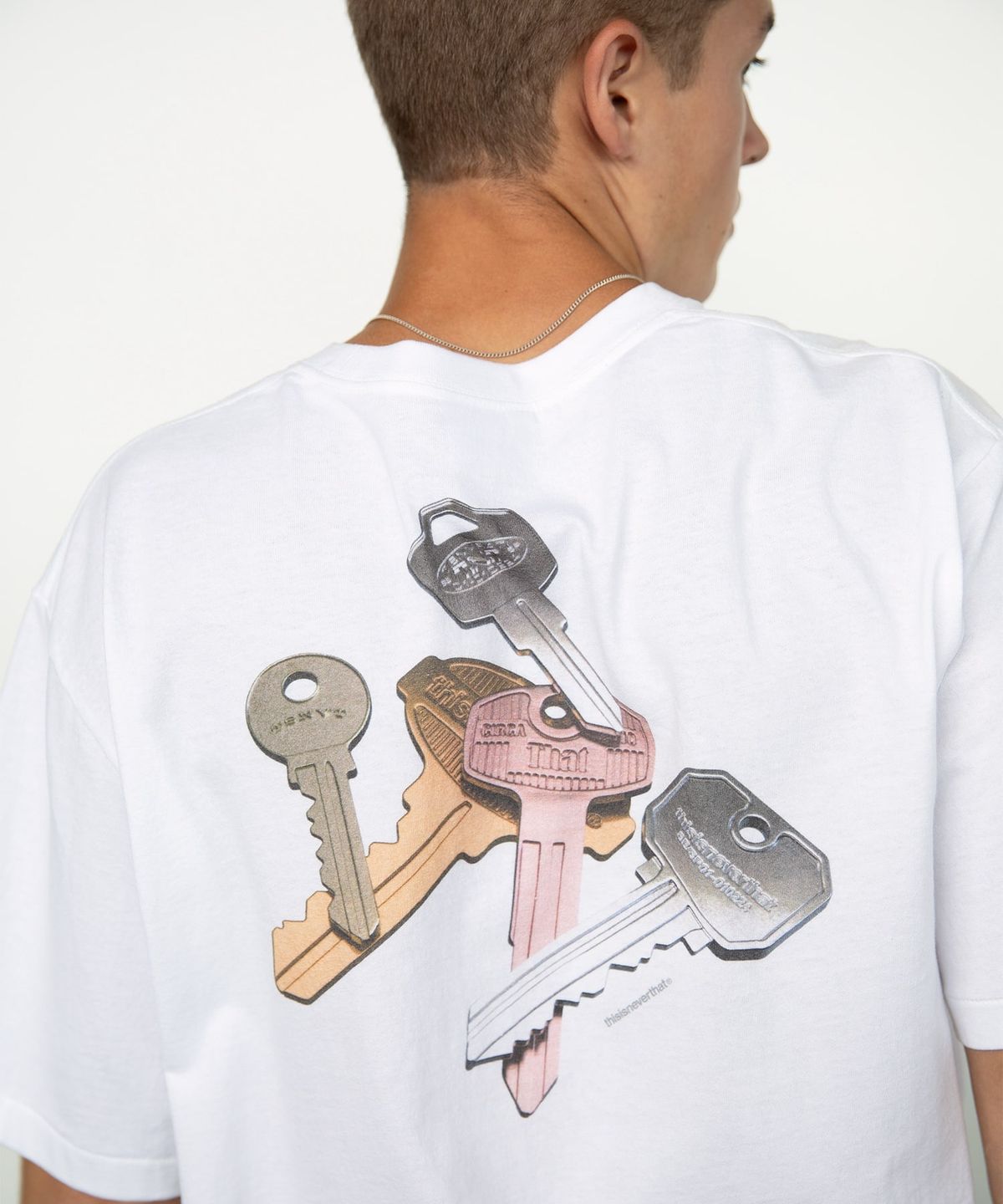 디스이즈네버댓(THISISNEVERTHAT) Key Bundle Tee White