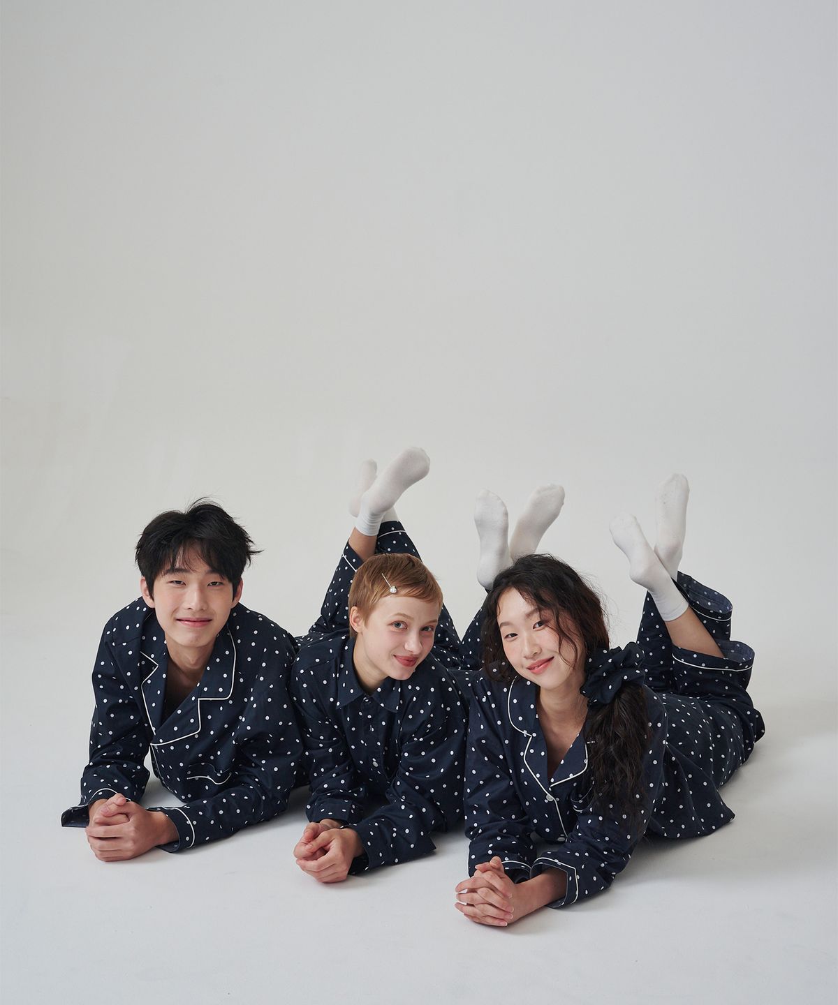 오끼뜨(OGGITT) (w)스탠다드 킨 도트 파자마 긴소매세트 네이비