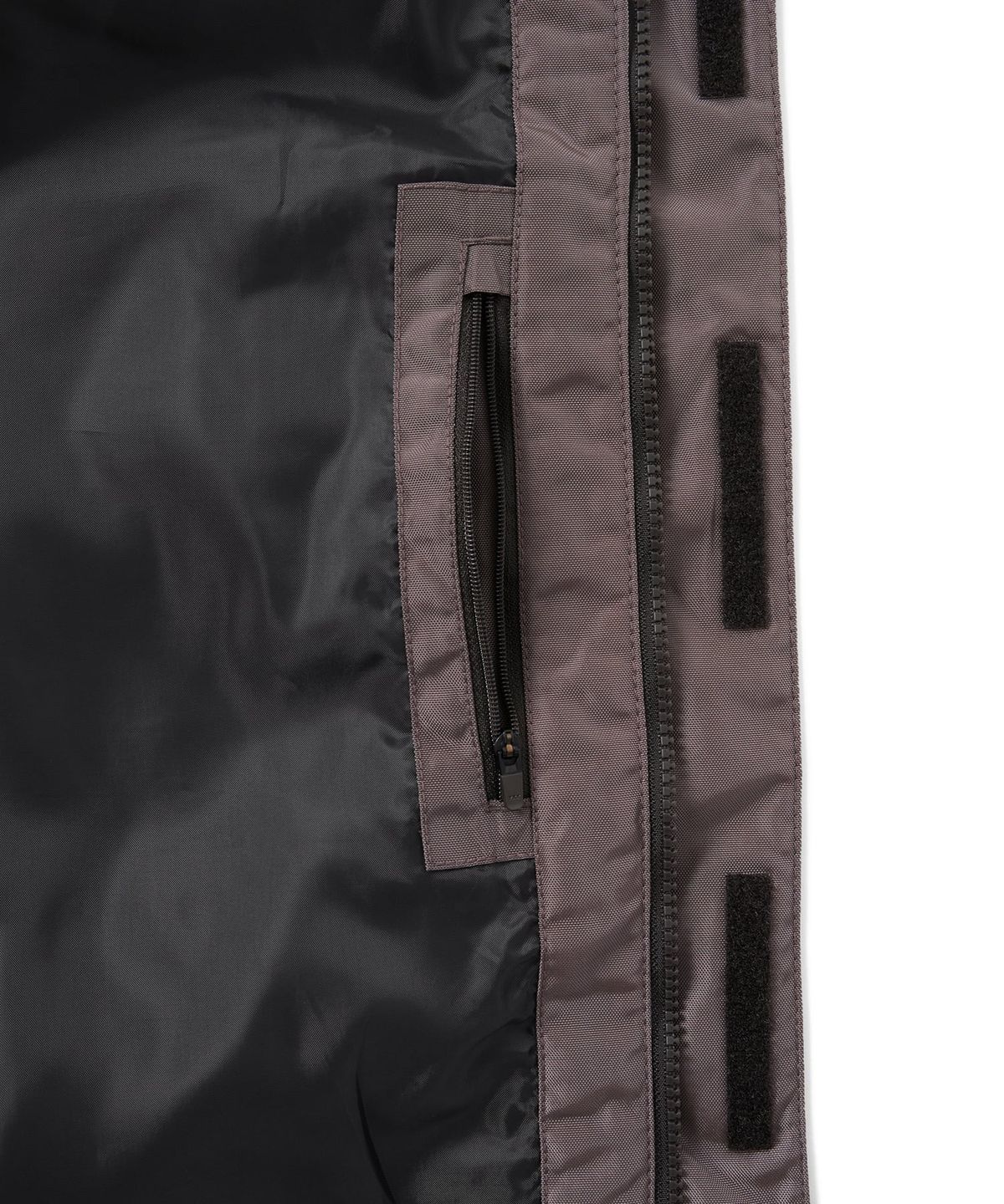 디스이즈네버댓(THISISNEVERTHAT) SP-Logo Wading Jacket Plum