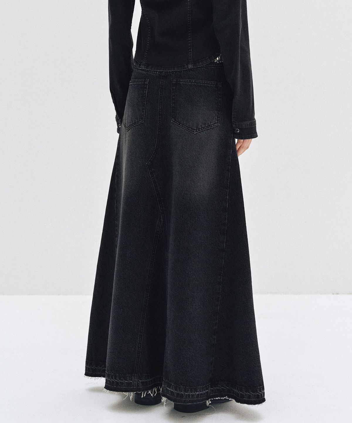 데케트 우먼(DECET WOMEN) Maxi Skirt DCSK006BLACK