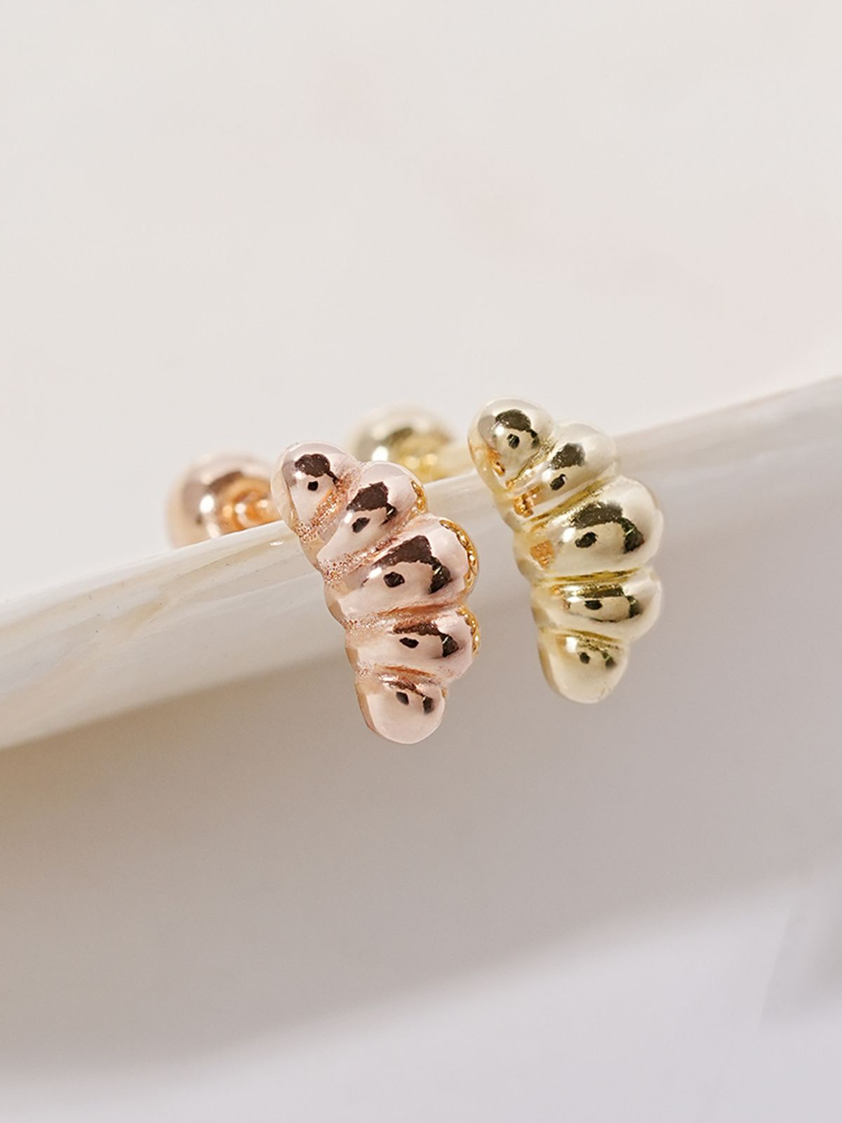 미니멀피어싱(MINIMALPIERCING) 14K 러블리 볼륨 피어싱 귀걸이