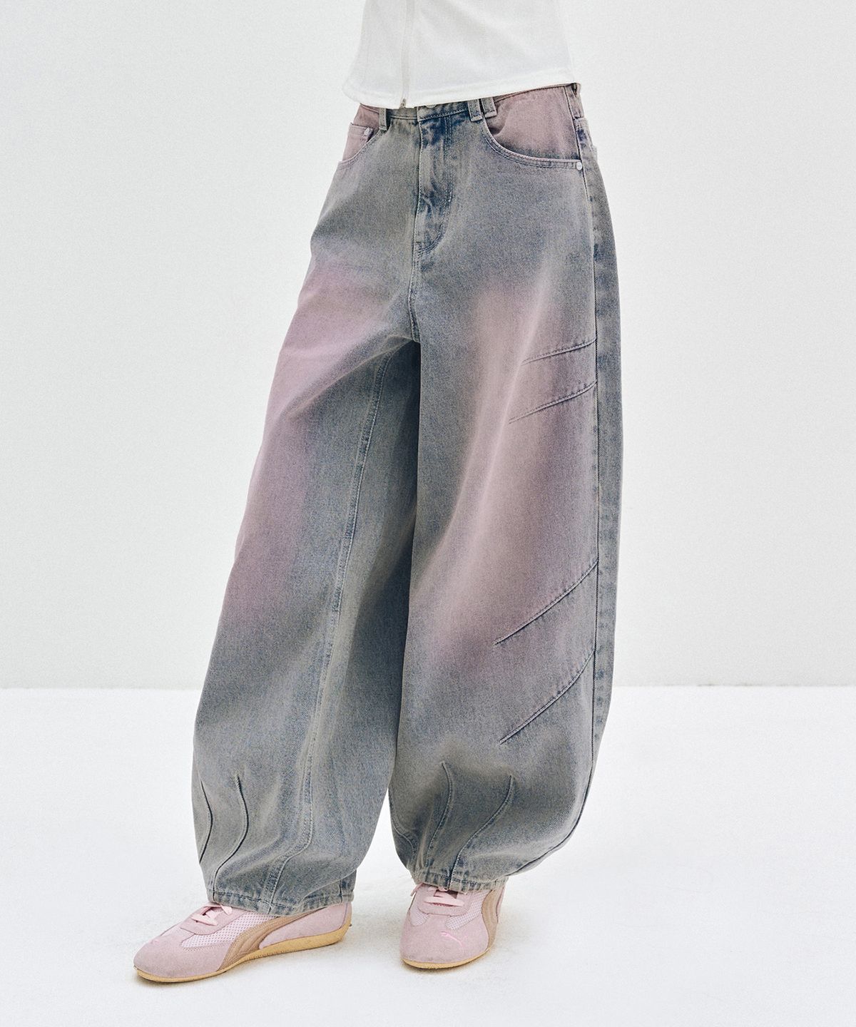 데케트 우먼(DECET WOMEN) Color Brush Balloon Jeans DCWPT010ASHBLUE