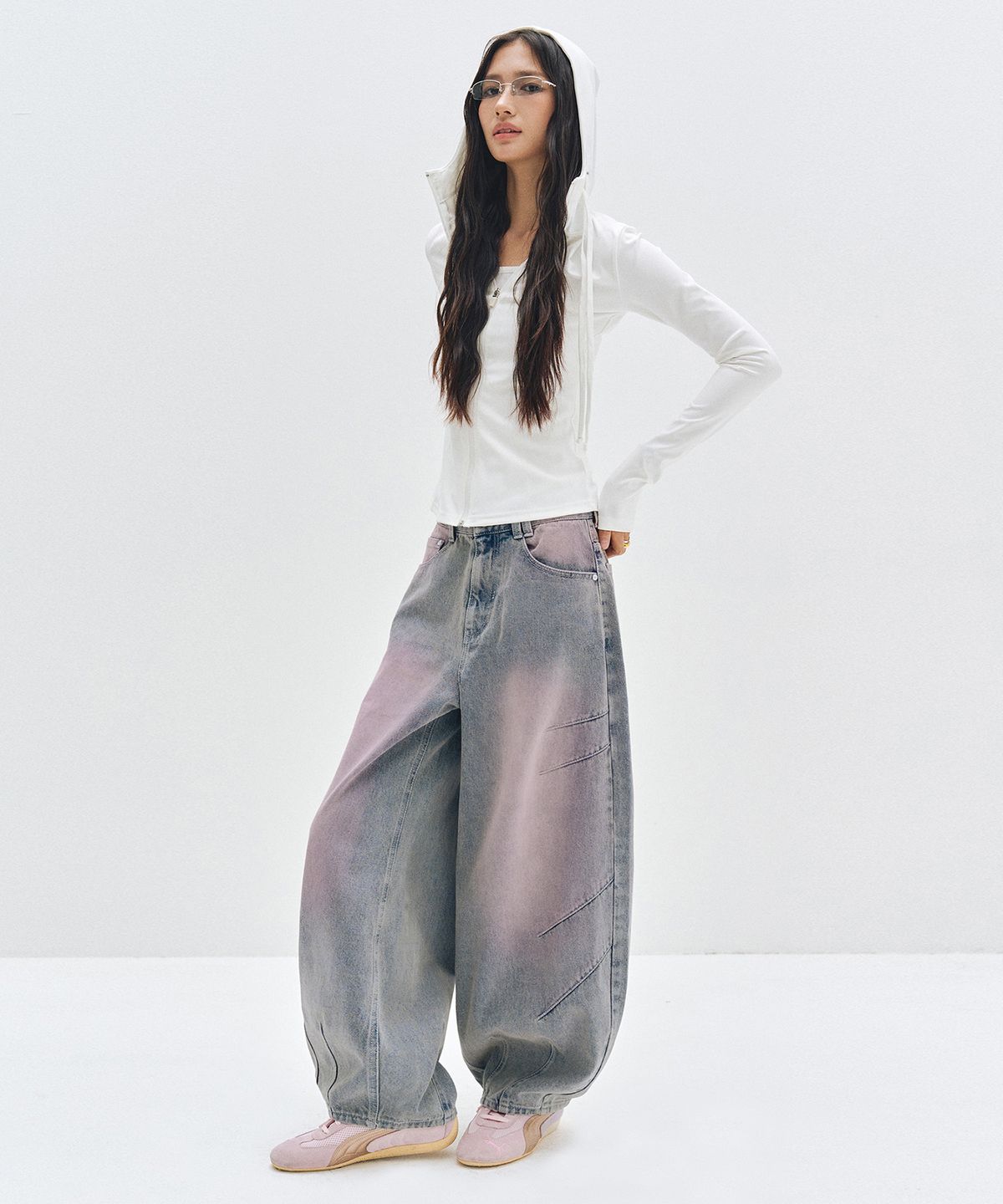 데케트 우먼(DECET WOMEN) Color Brush Balloon Jeans DCWPT010ASHBLUE