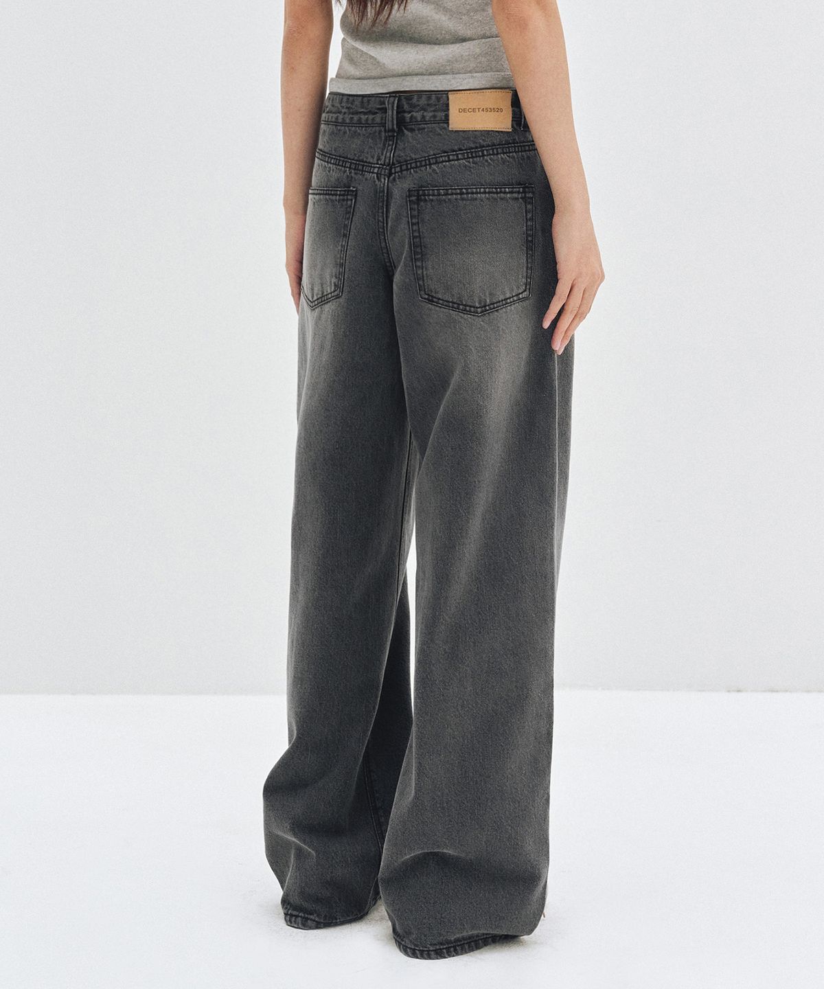데케트 우먼(DECET WOMEN) Signature Low Rise Wide Jeans DCWPT004GRAY
