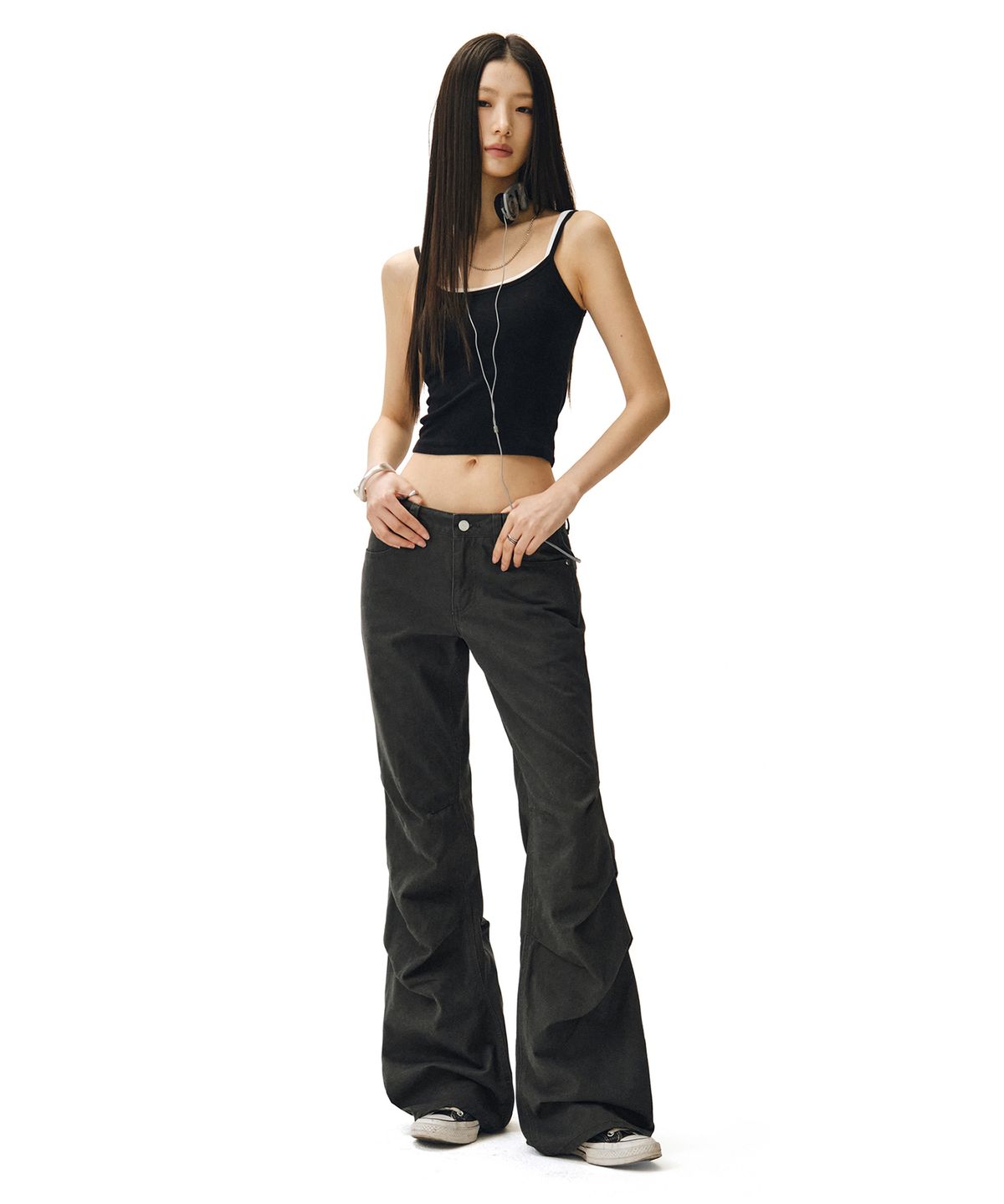 데케트 우먼(DECET WOMEN) Flared Shirring Pants DCWPT017CHARCOAL