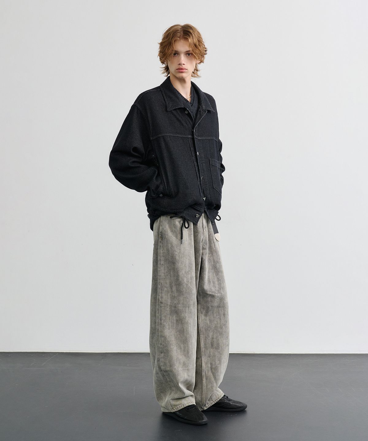 노운(NOUN) spill out wide pants (greenish grey)