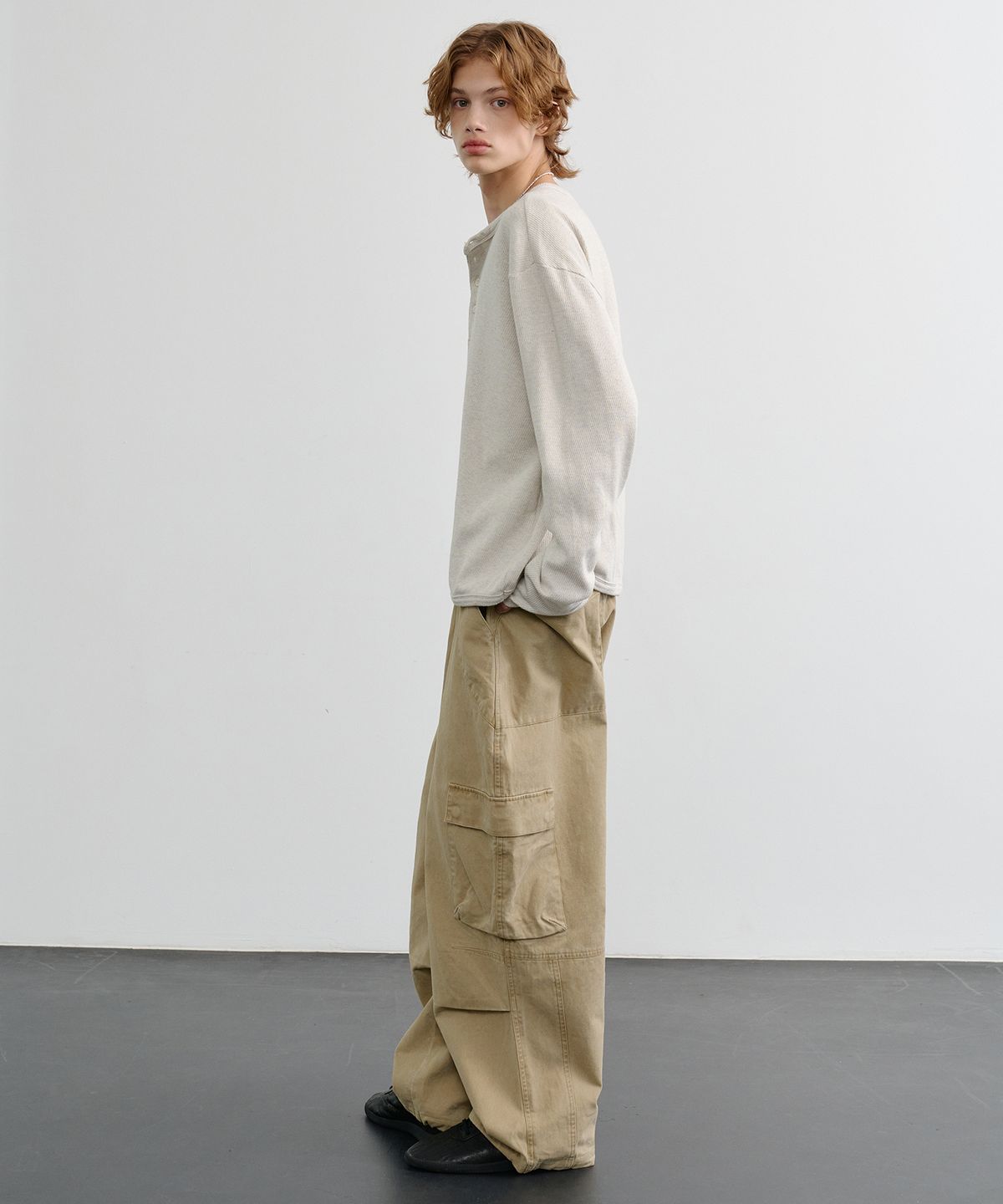노운(NOUN) washed cargo pants (beige)