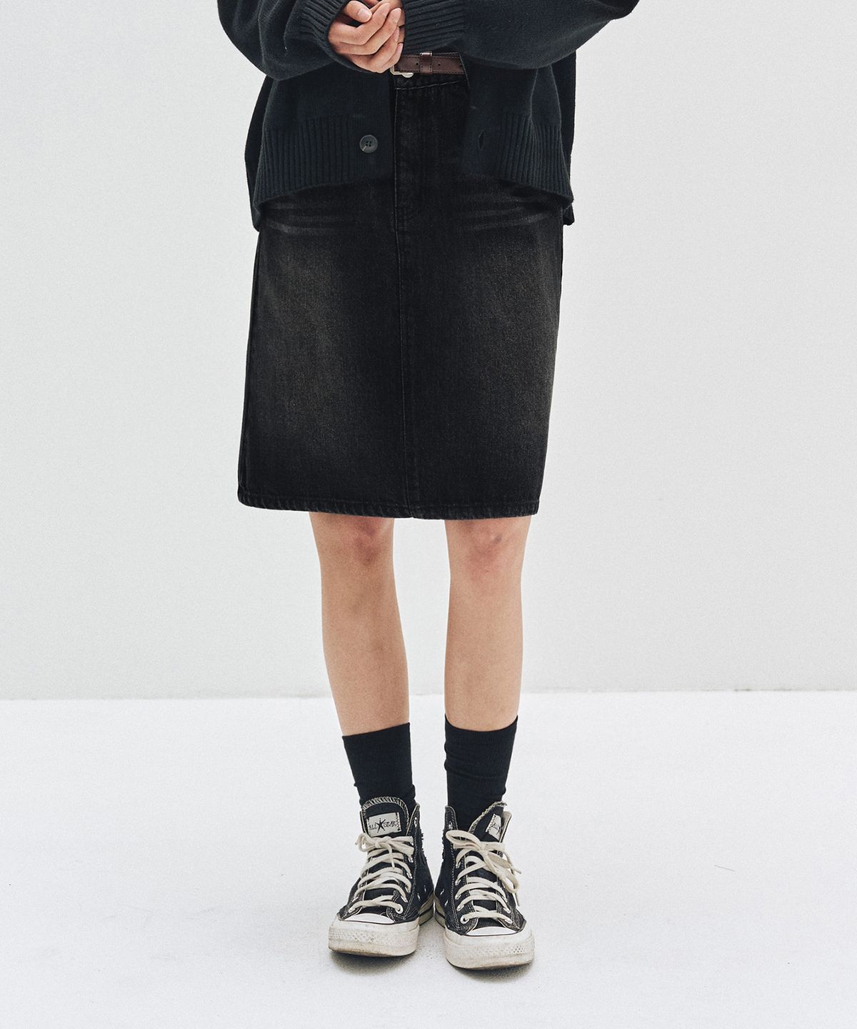 데케트 우먼(DECET WOMEN) Signature Midi Skirt DCSK002BLACK
