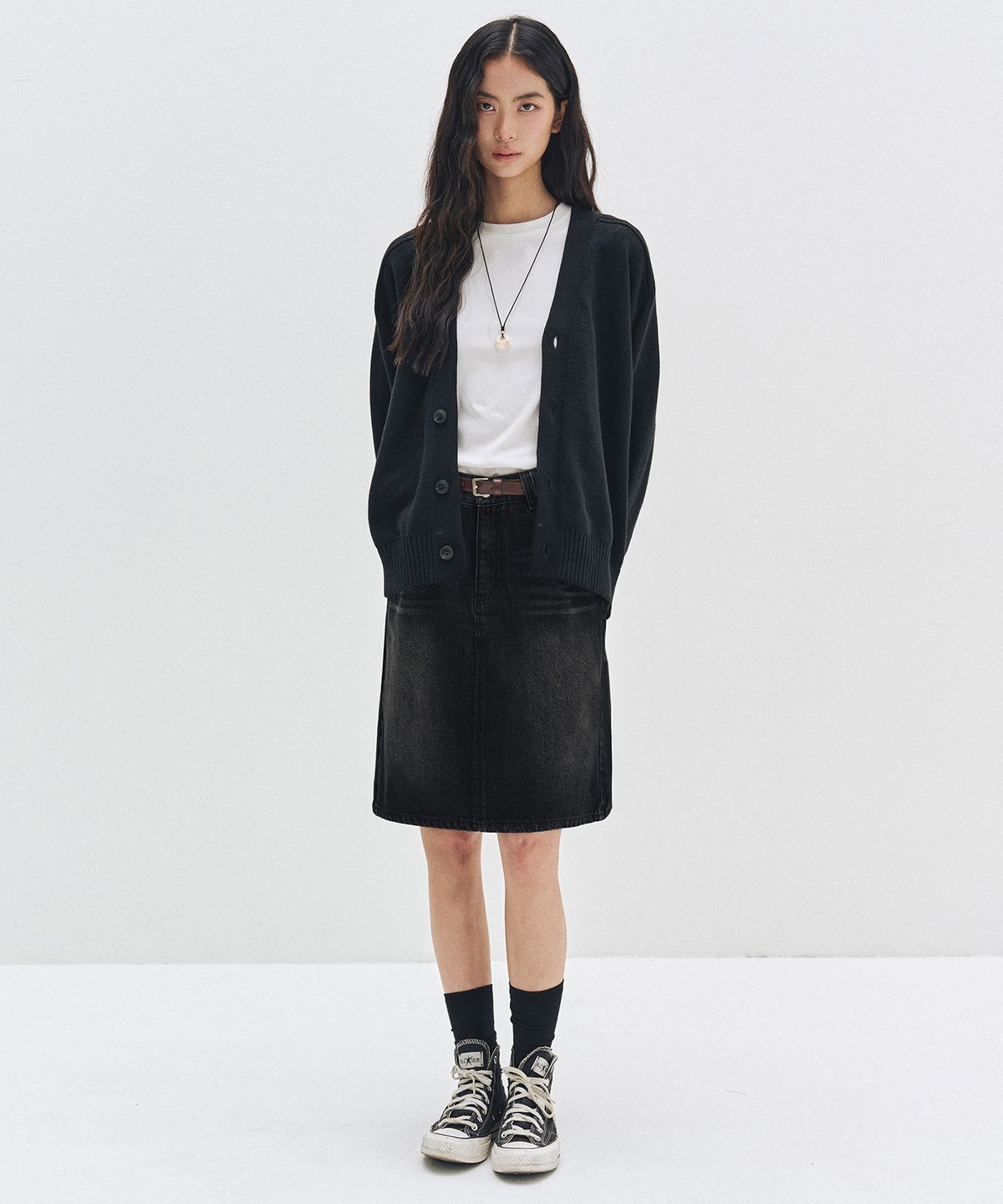 데케트 우먼(DECET WOMEN) Signature Midi Skirt DCSK002BLACK