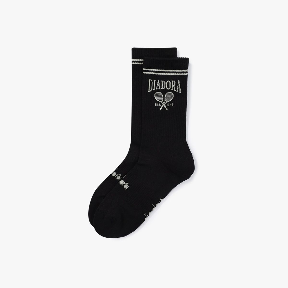 디아도라(diadora) 로고 자수 쿼터 삭스 BLACK