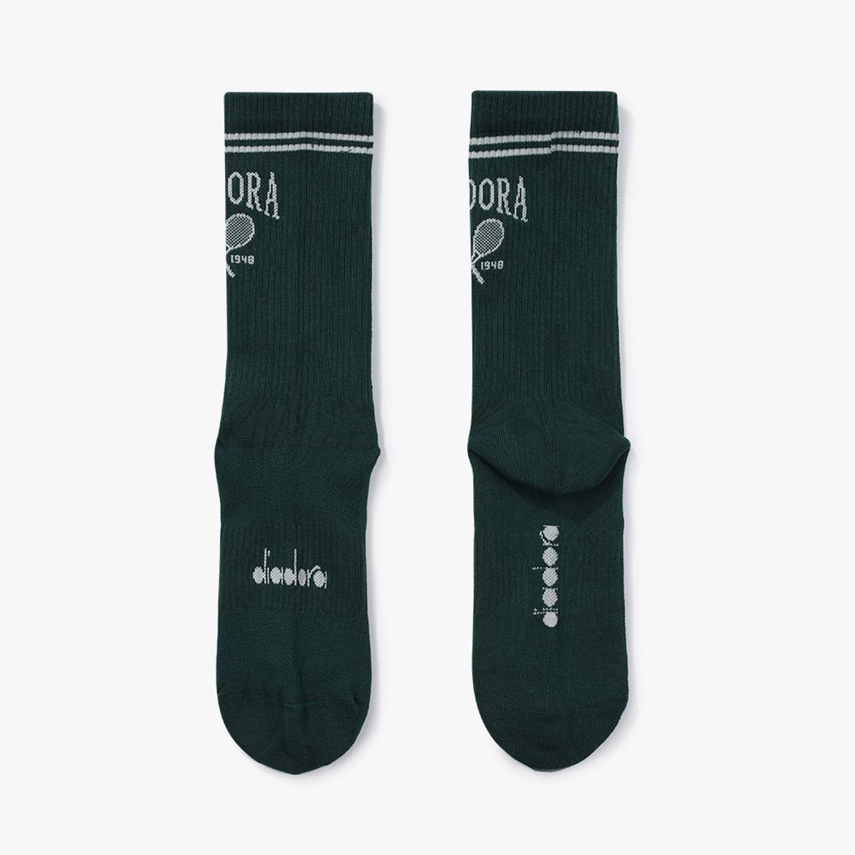 디아도라(diadora) 로고 자수 쿼터 삭스 DARK GREEN