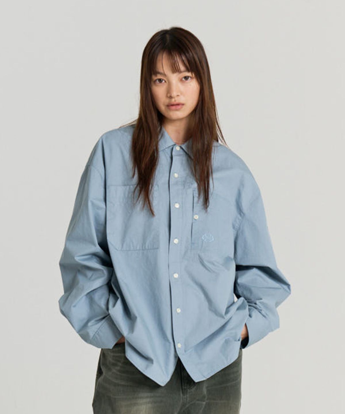 논타입(NONTYPE) OTHER SEMI CROP COMFY SHIRTS (SKY BLUE)