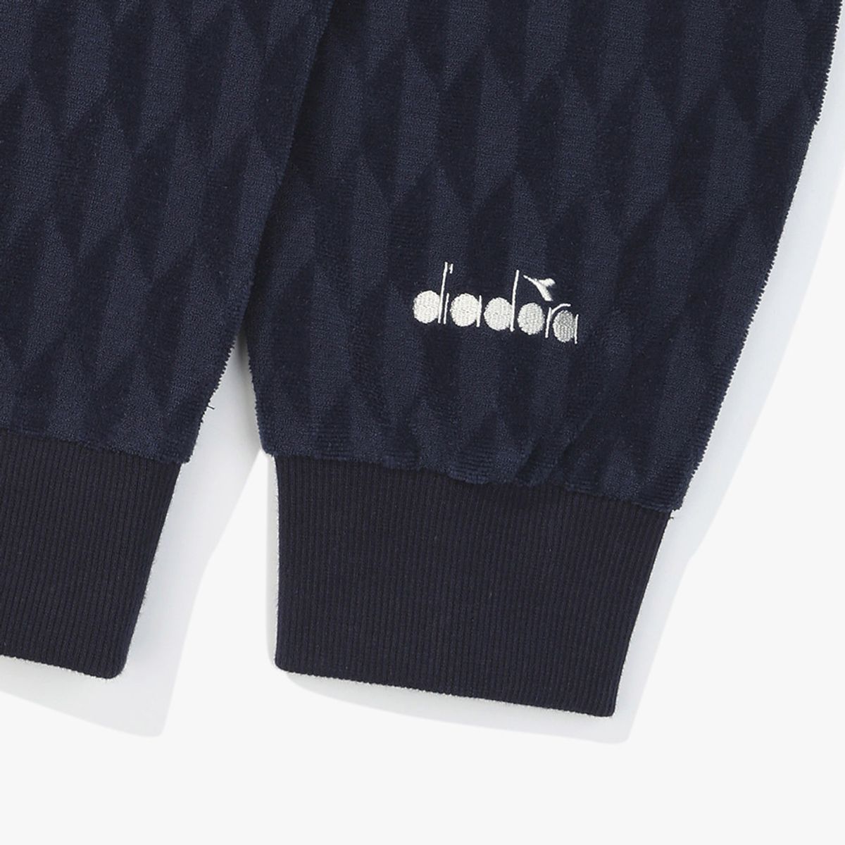 디아도라(diadora) 테리 자카드 하프집업 맨투맨 NAVY