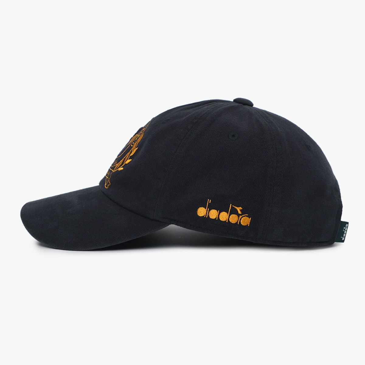 디아도라(diadora) 그래픽 볼캡 NAVY
