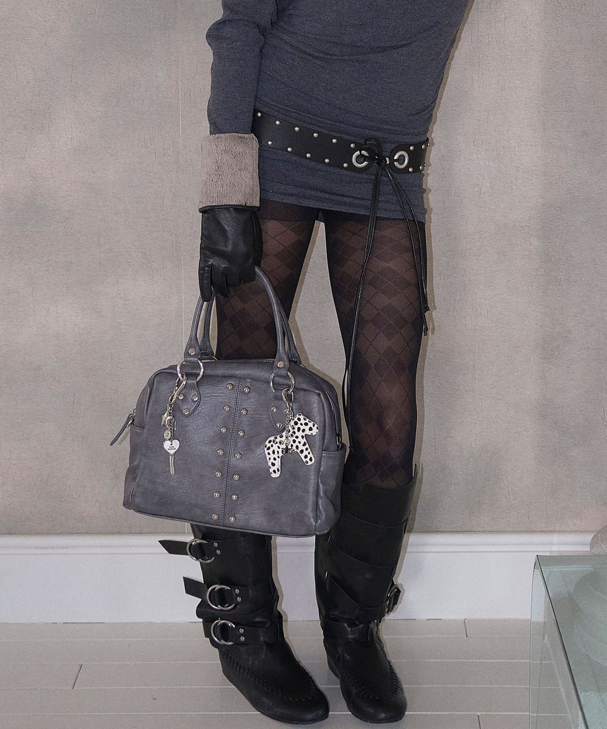 샌드뮤지엄(SAND MUSEUM) MAGAZINE BAG MINI [Dusty Gray]