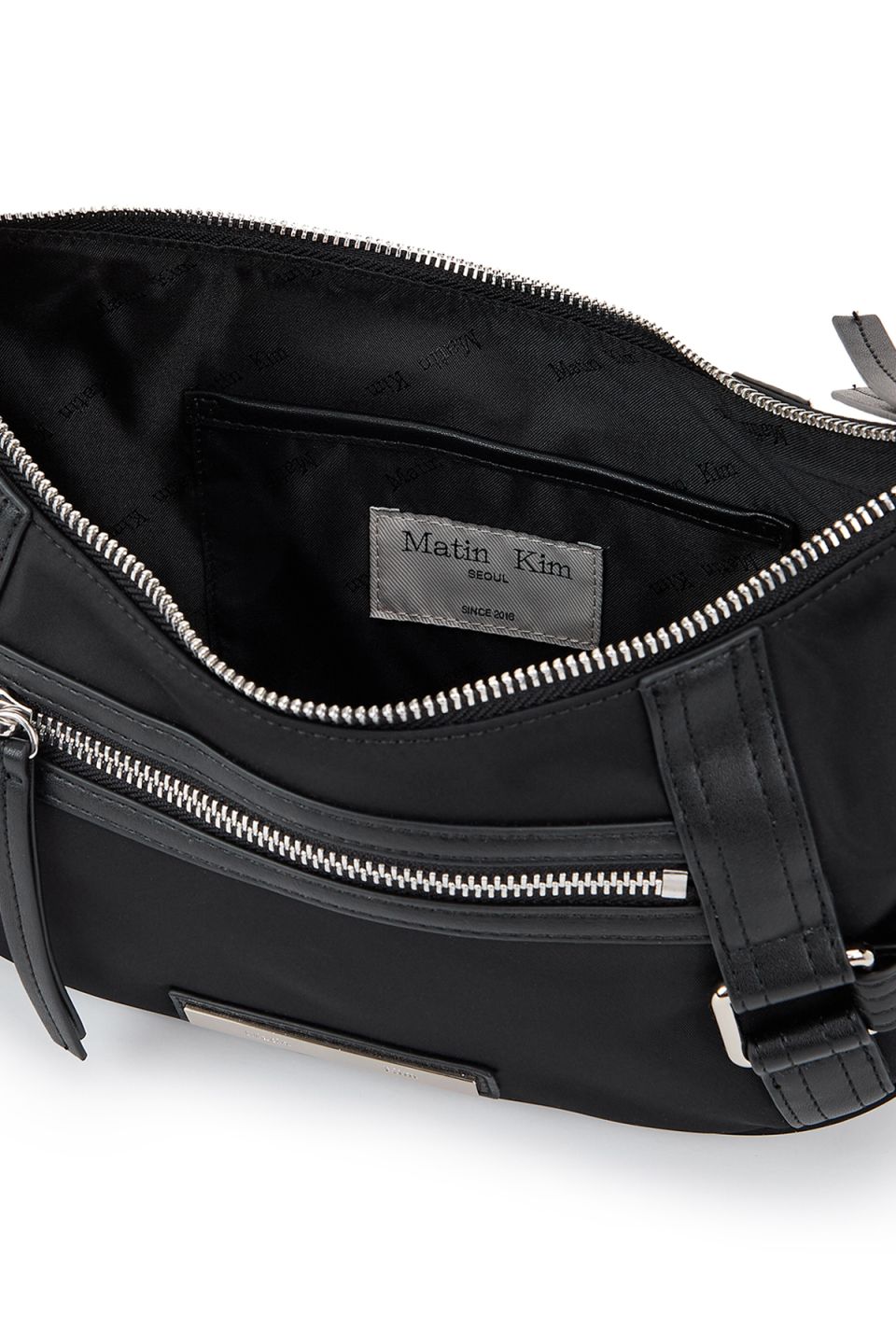 MUSINSA公式 | MATIN KIM FABRIC ARC HOBO BAG IN BLACK